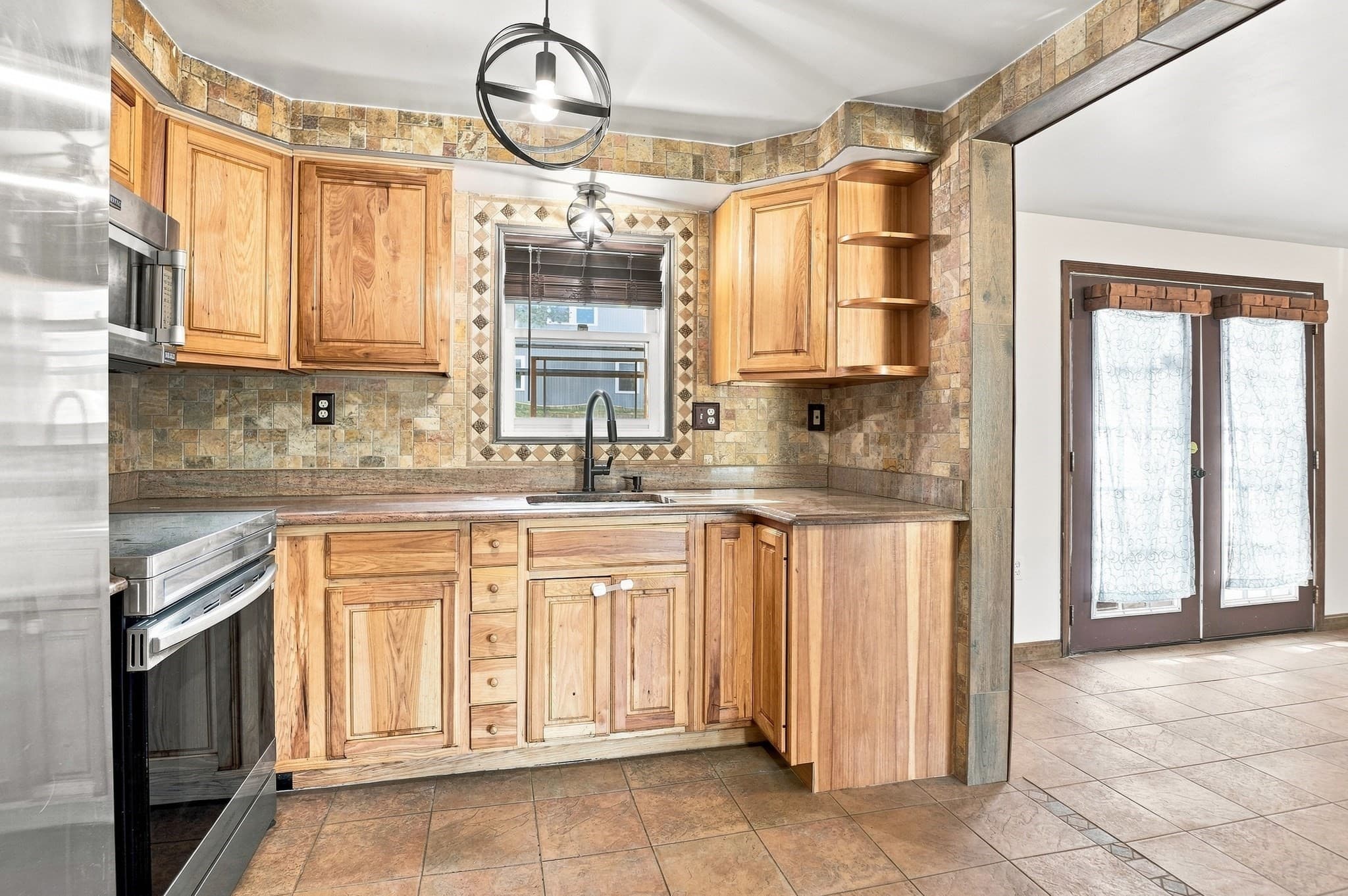 Single Family Residence at 65 Paris Avenue, Worcester MA 01603, Worcester, photo 10 of 35