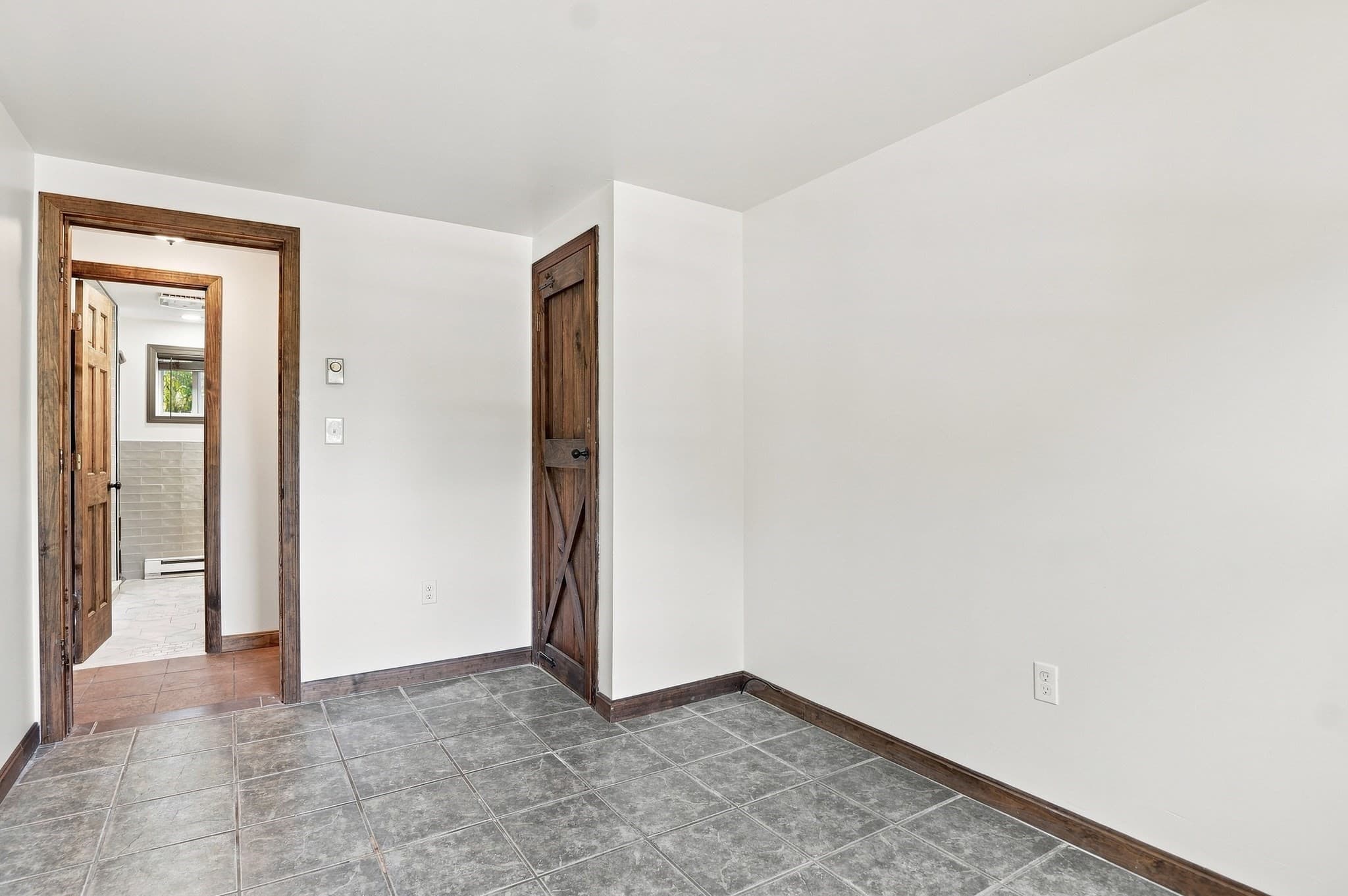 Single Family Residence at 65 Paris Avenue, Worcester MA 01603, Worcester, photo 18 of 35