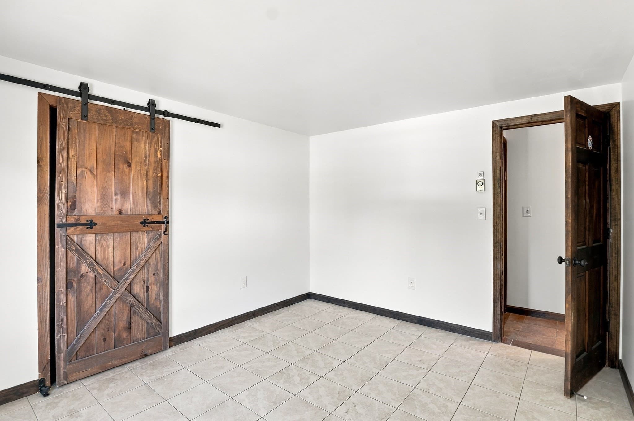 Single Family Residence at 65 Paris Avenue, Worcester MA 01603, Worcester, photo 21 of 35