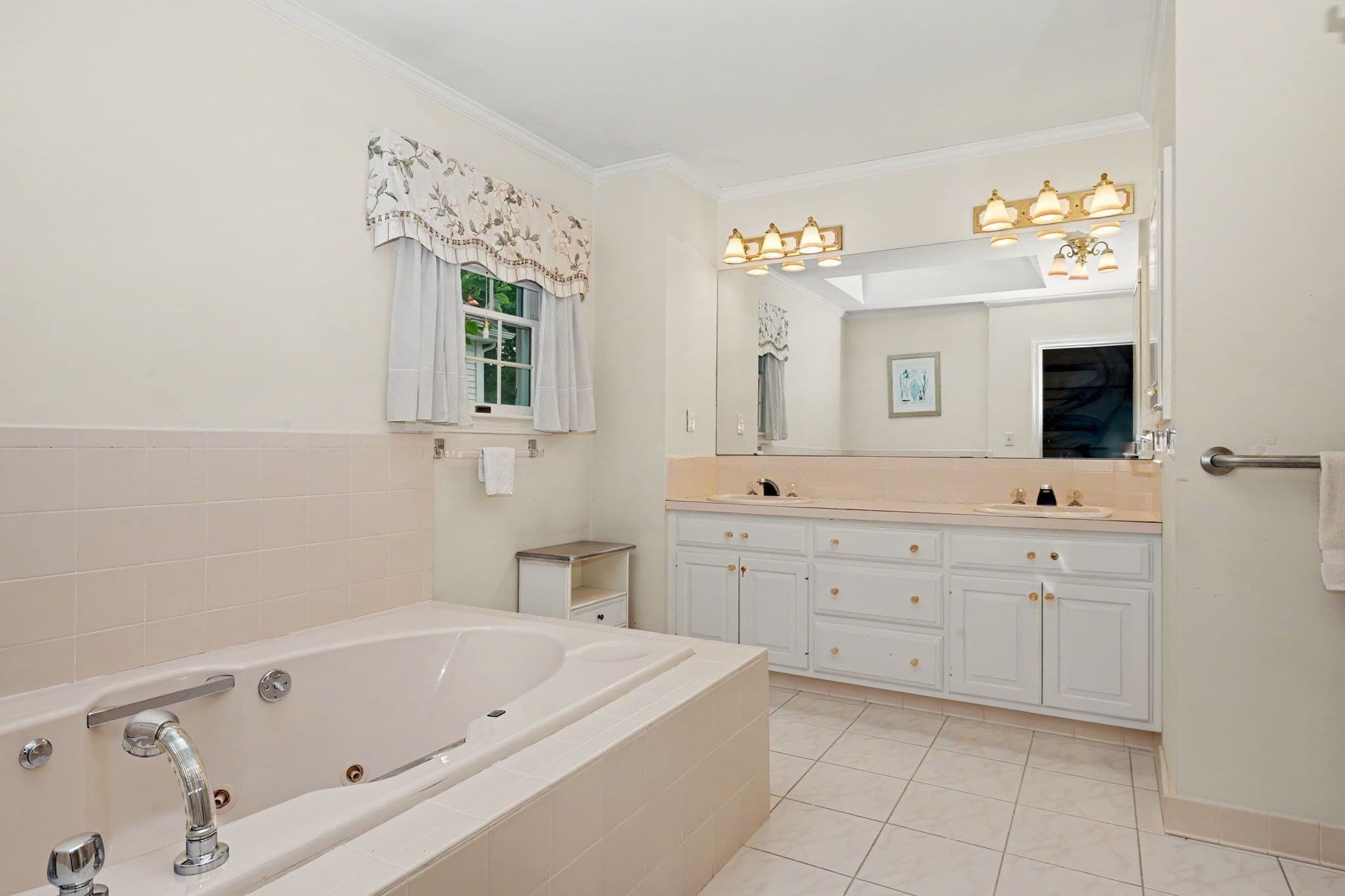 Single Family Residence at 9 Fern St, Natick MA 01760, Natick, photo 16 of 27