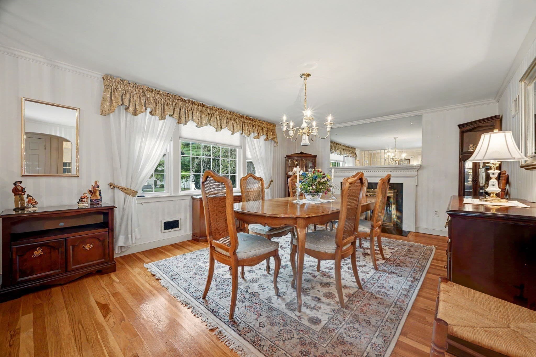 Single Family Residence at 9 Fern St, Natick MA 01760, Natick, photo 3 of 27