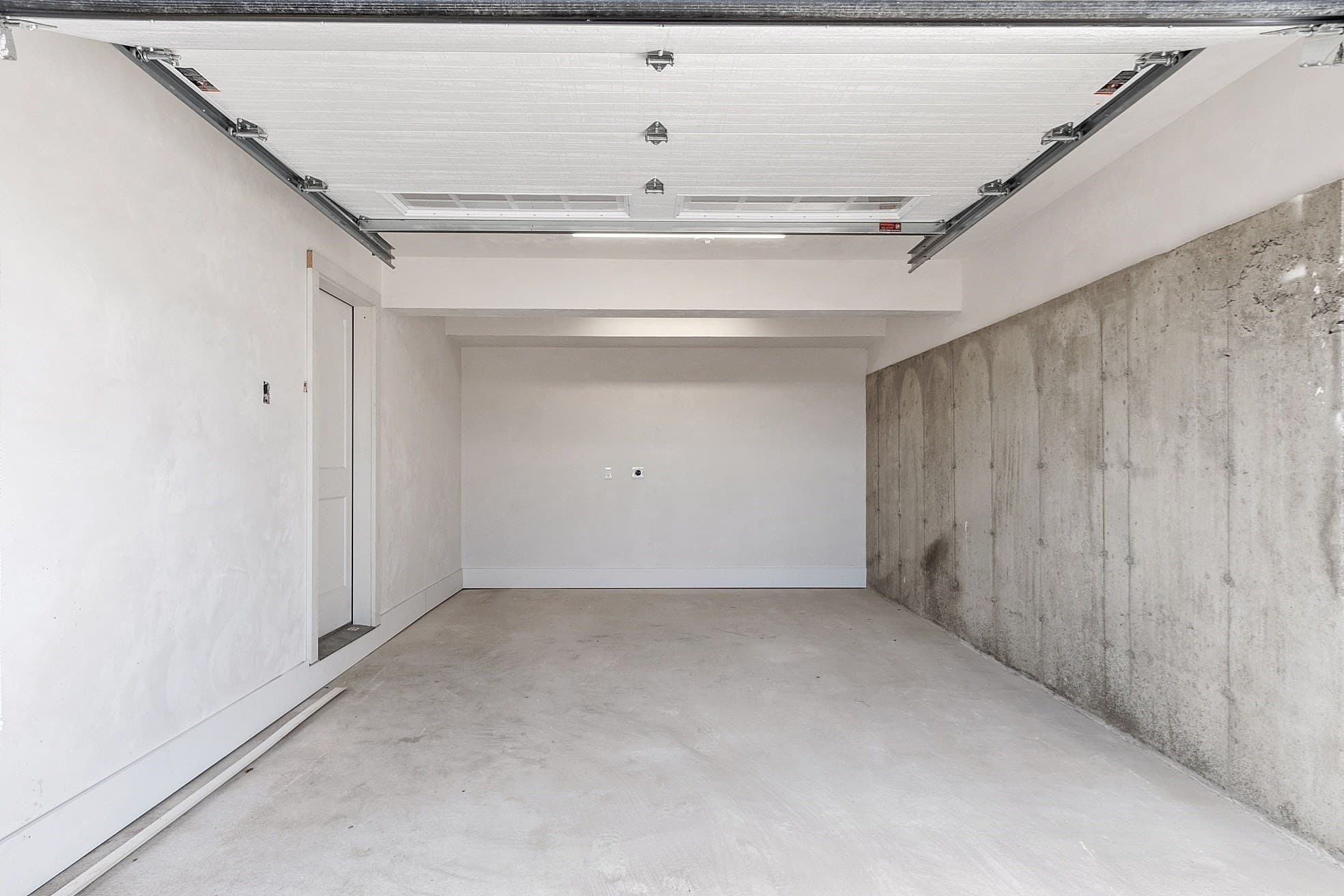 Condominium at 13 Glen Terrace # 13, Lynn MA 01905, Lynn, photo 27 of 32