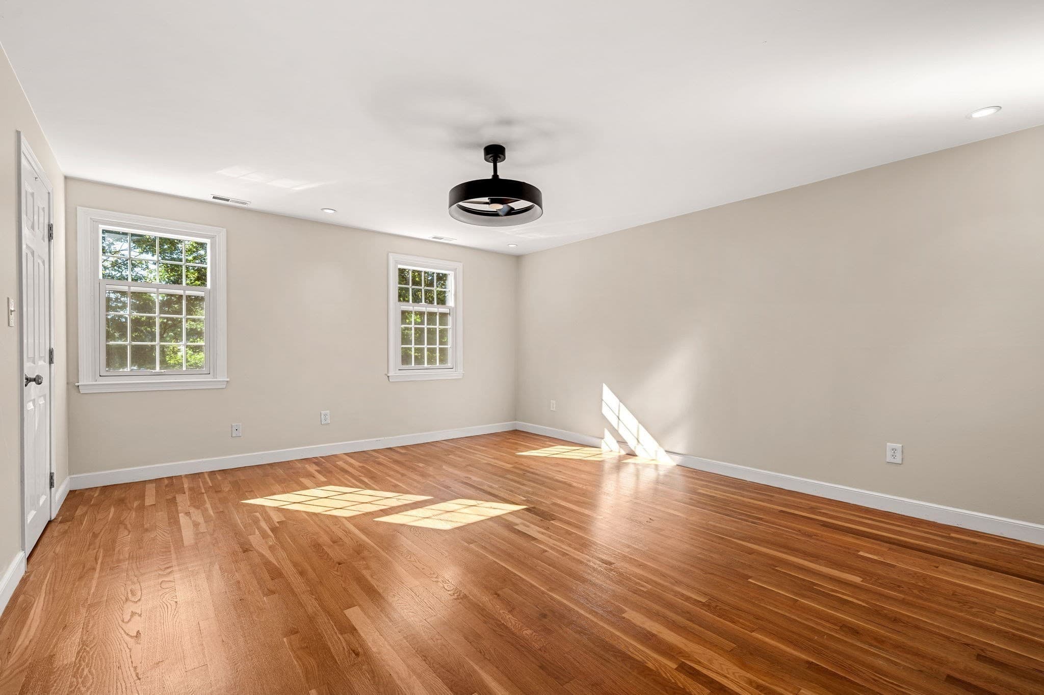 Condominium at 1015 Massachusetts Ave # 1015, Lexington MA 02420, Lexington, photo 18 of 29