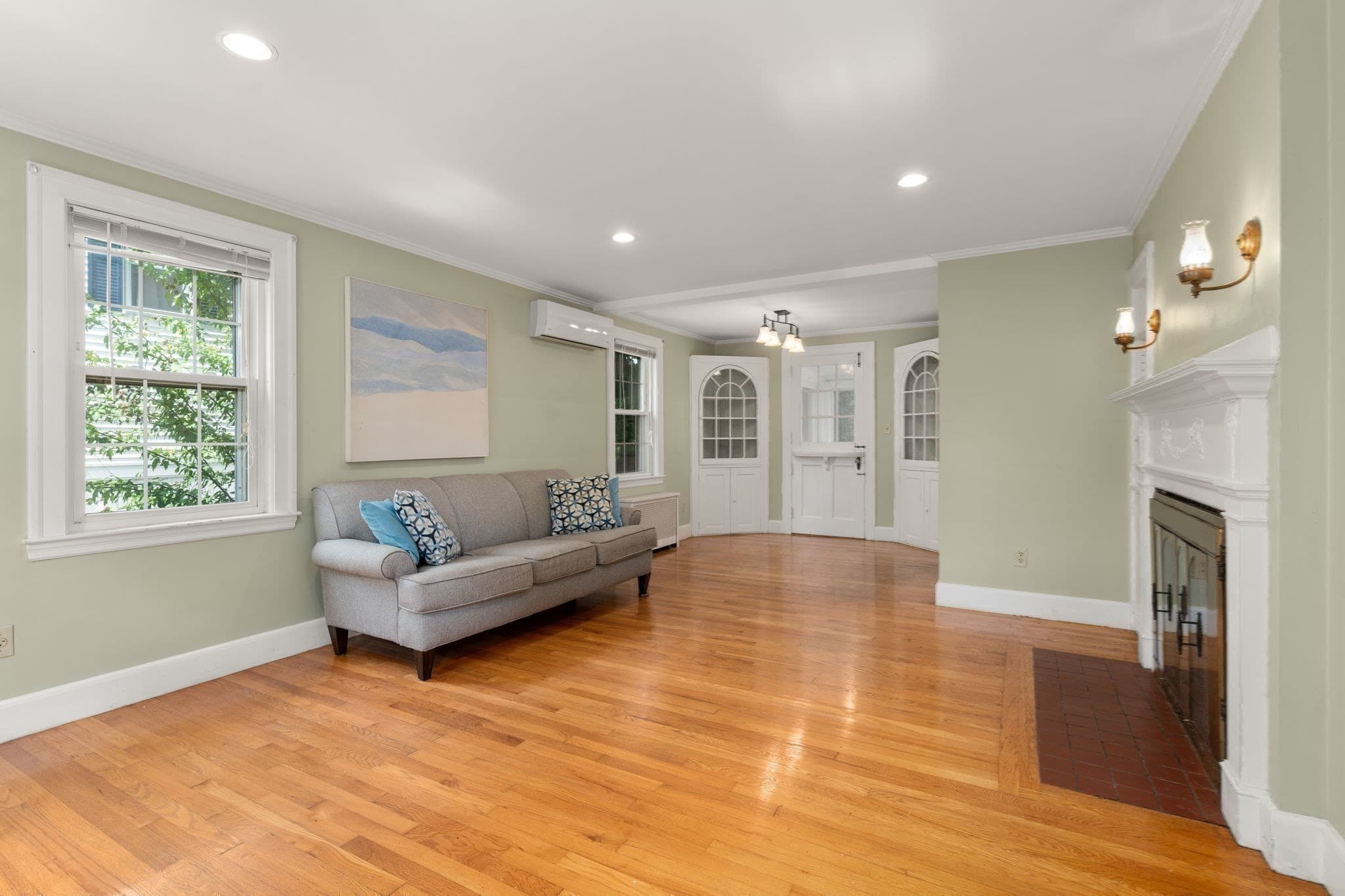 Single Family Residence at 12 Arch Street, Framingham MA 01702, Framingham, photo 6 of 41