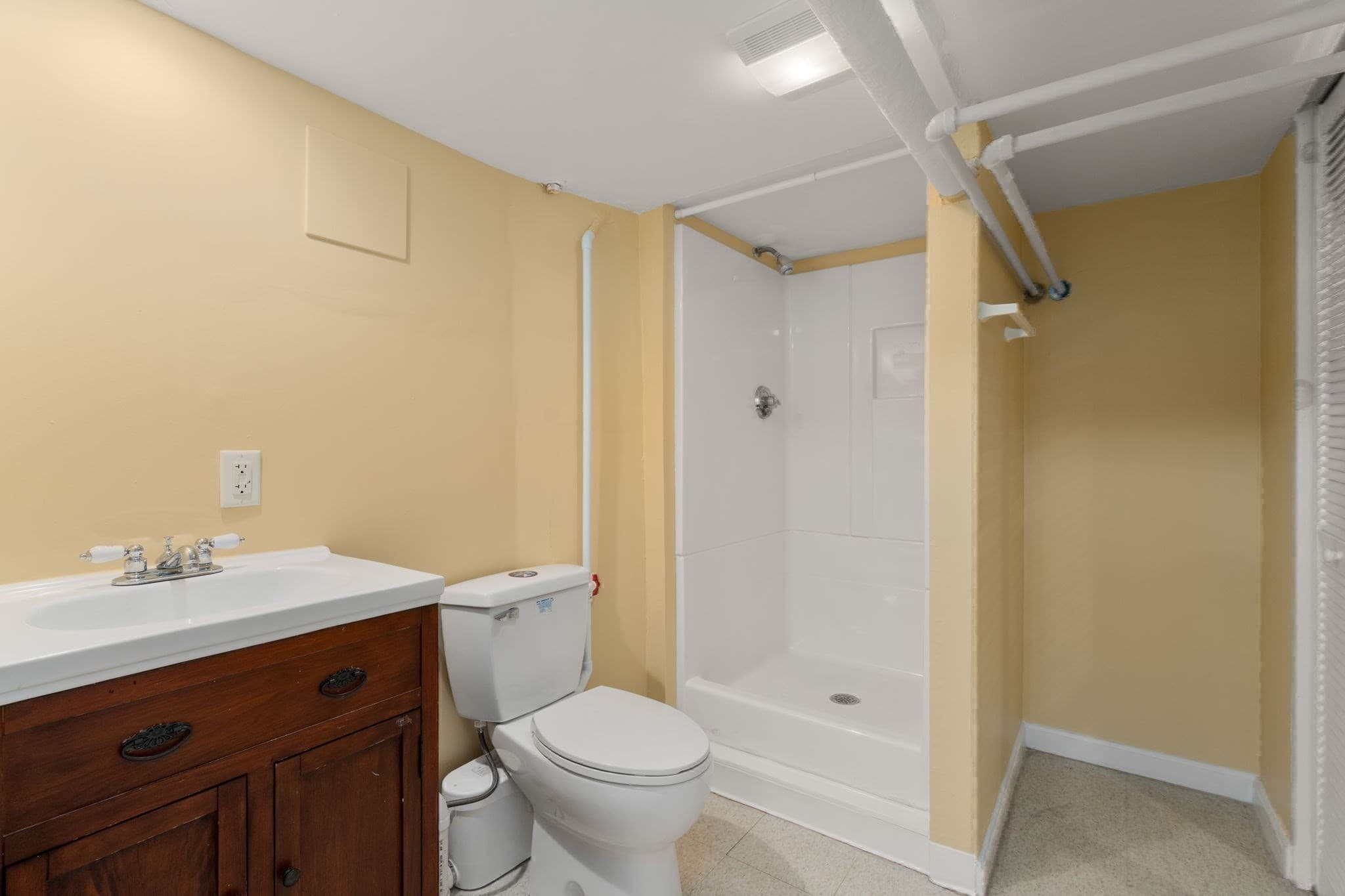 Single Family Residence at 12 Arch Street, Framingham MA 01702, Framingham, photo 26 of 41