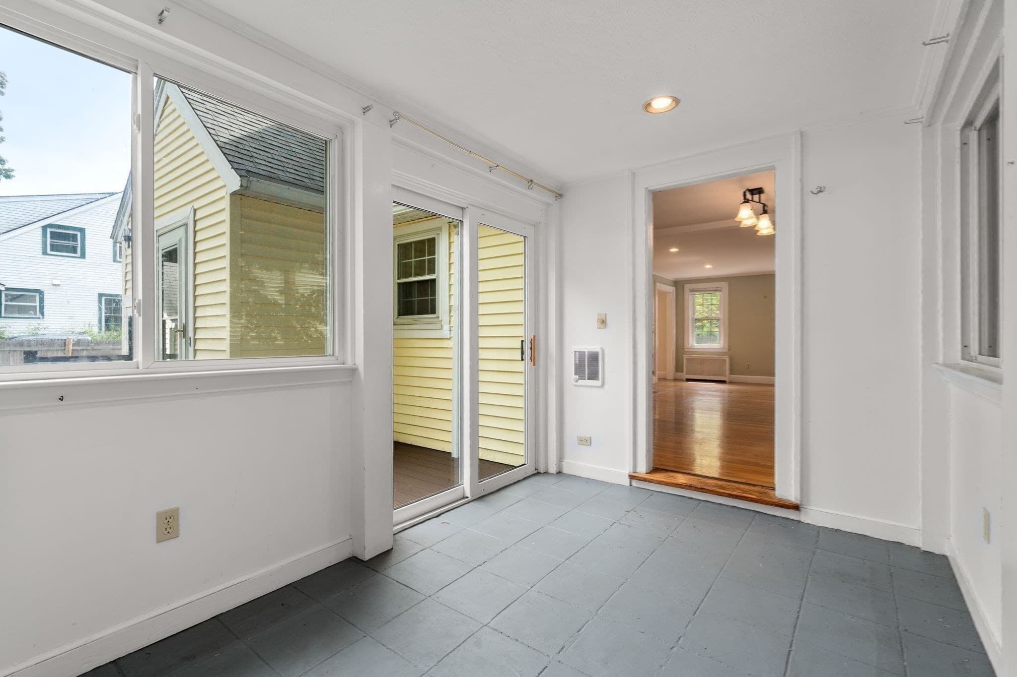 Single Family Residence at 12 Arch Street, Framingham MA 01702, Framingham, photo 9 of 41