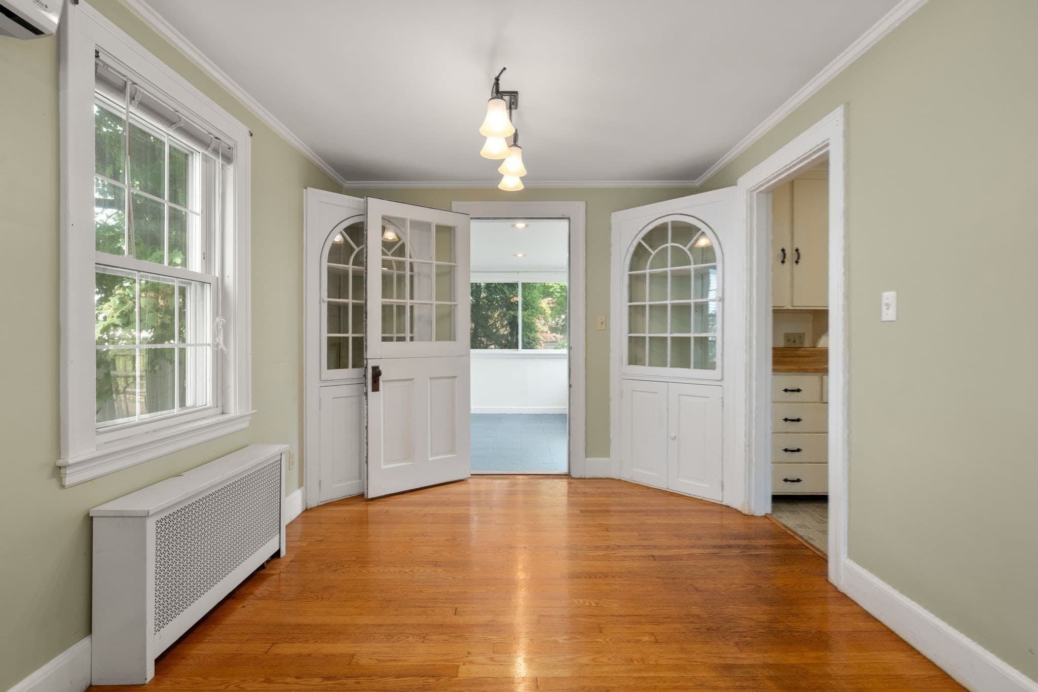 Single Family Residence at 12 Arch Street, Framingham MA 01702, Framingham, photo 8 of 41