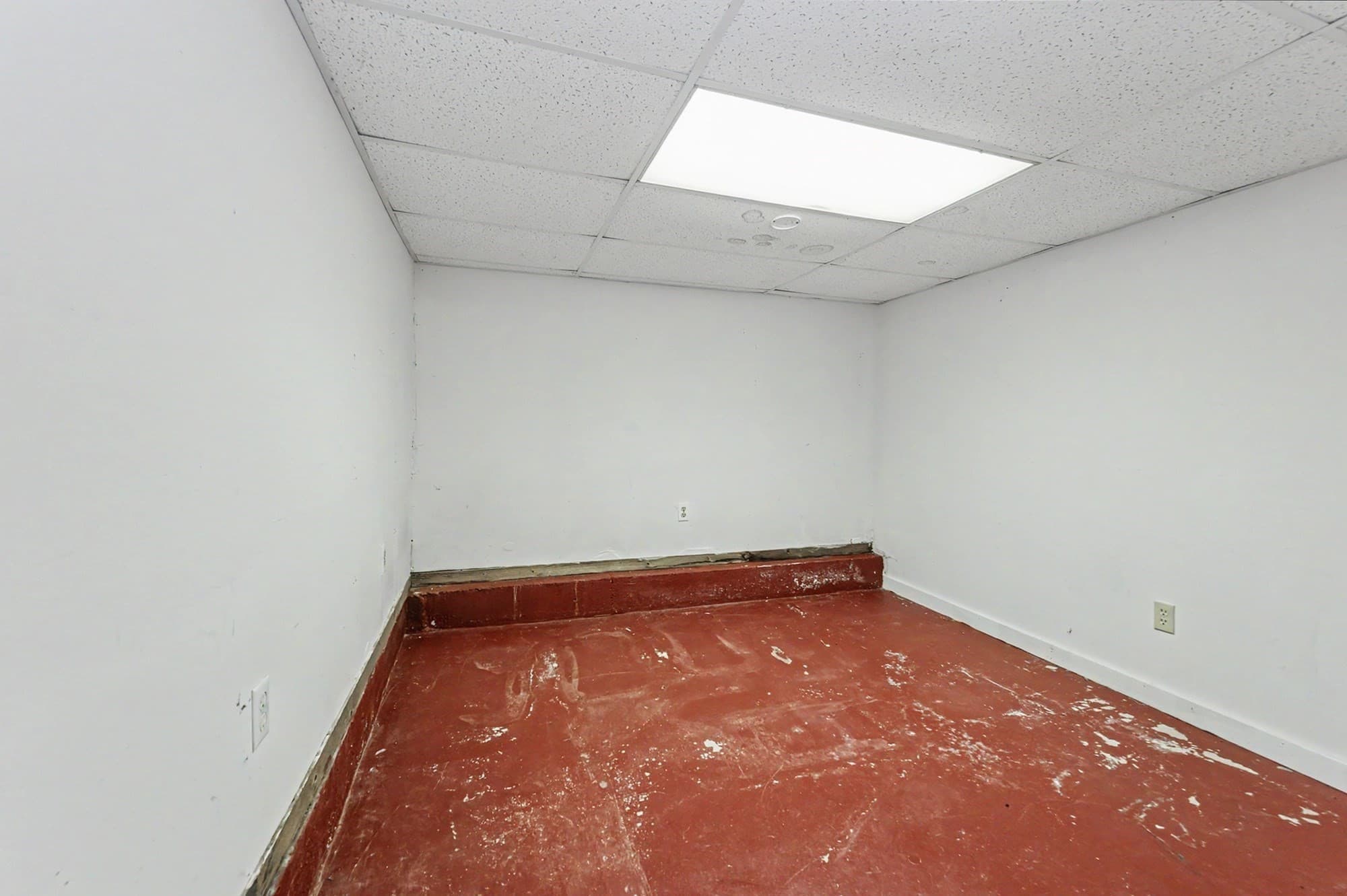 Single Family Residence at 238 Park St, Easthampton MA 01027, Easthampton, photo 33 of 42