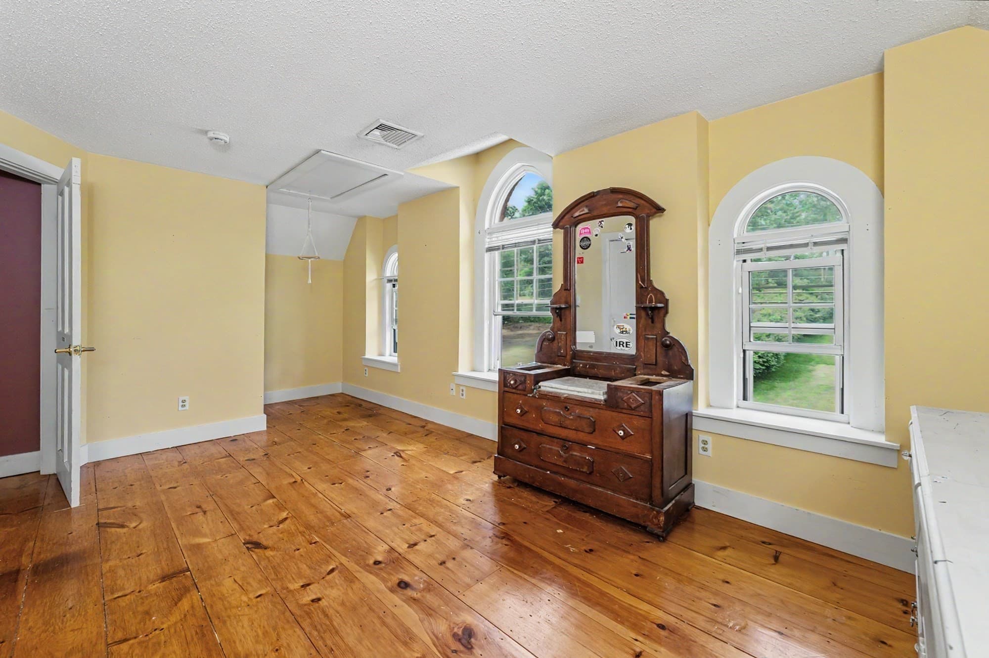 Single Family Residence at 238 Park St, Easthampton MA 01027, Easthampton, photo 19 of 42