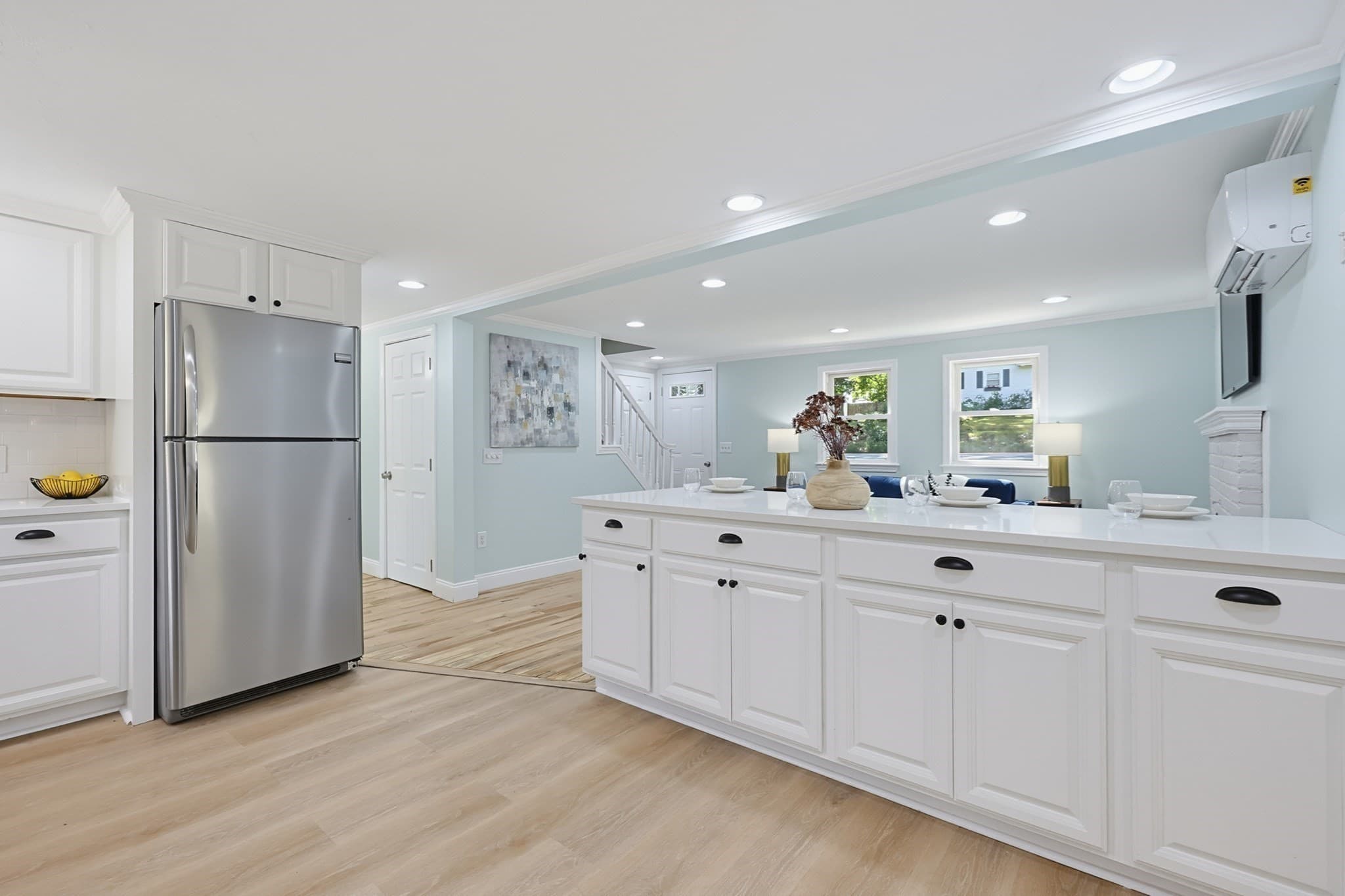 Single Family Residence at 395 Oak St, Franklin MA 02038, Franklin, photo 12 of 42