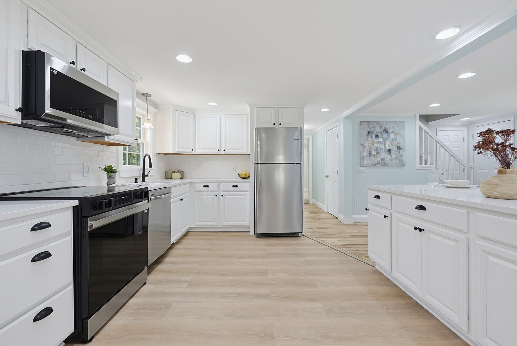 Single Family Residence at 395 Oak St, Franklin MA 02038, Franklin, photo 10 of 42