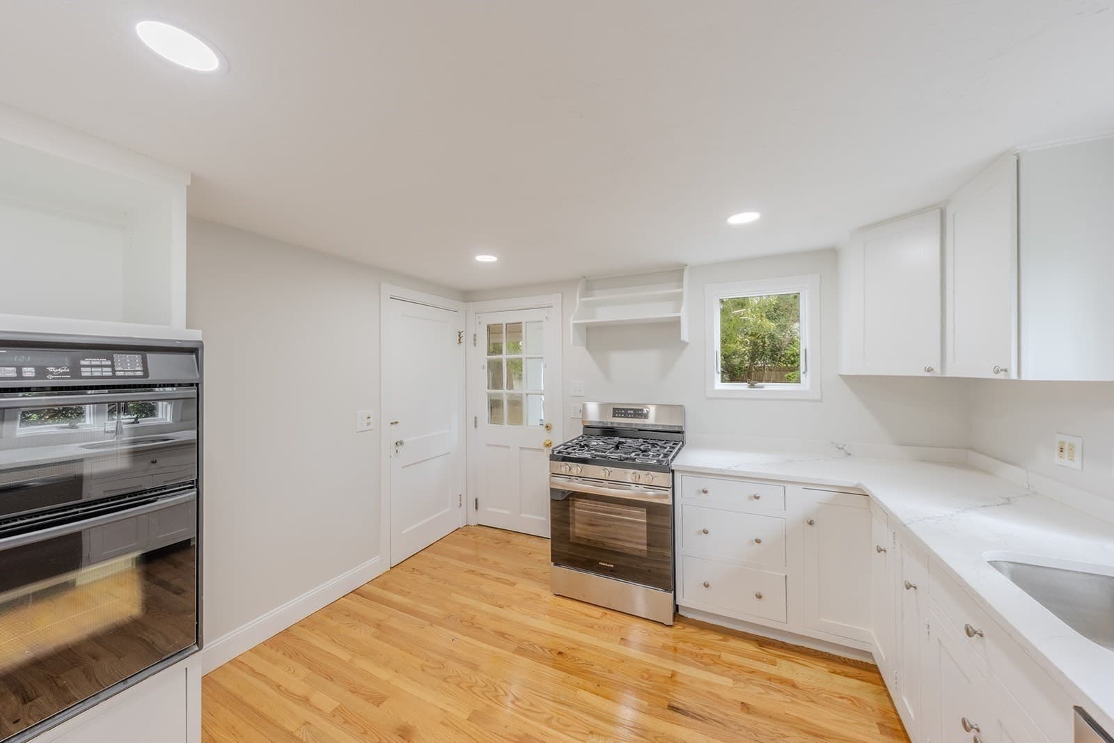 Single Family Residence at 178 Evans Street, Weymouth MA 02191, Weymouth, photo 7 of 31