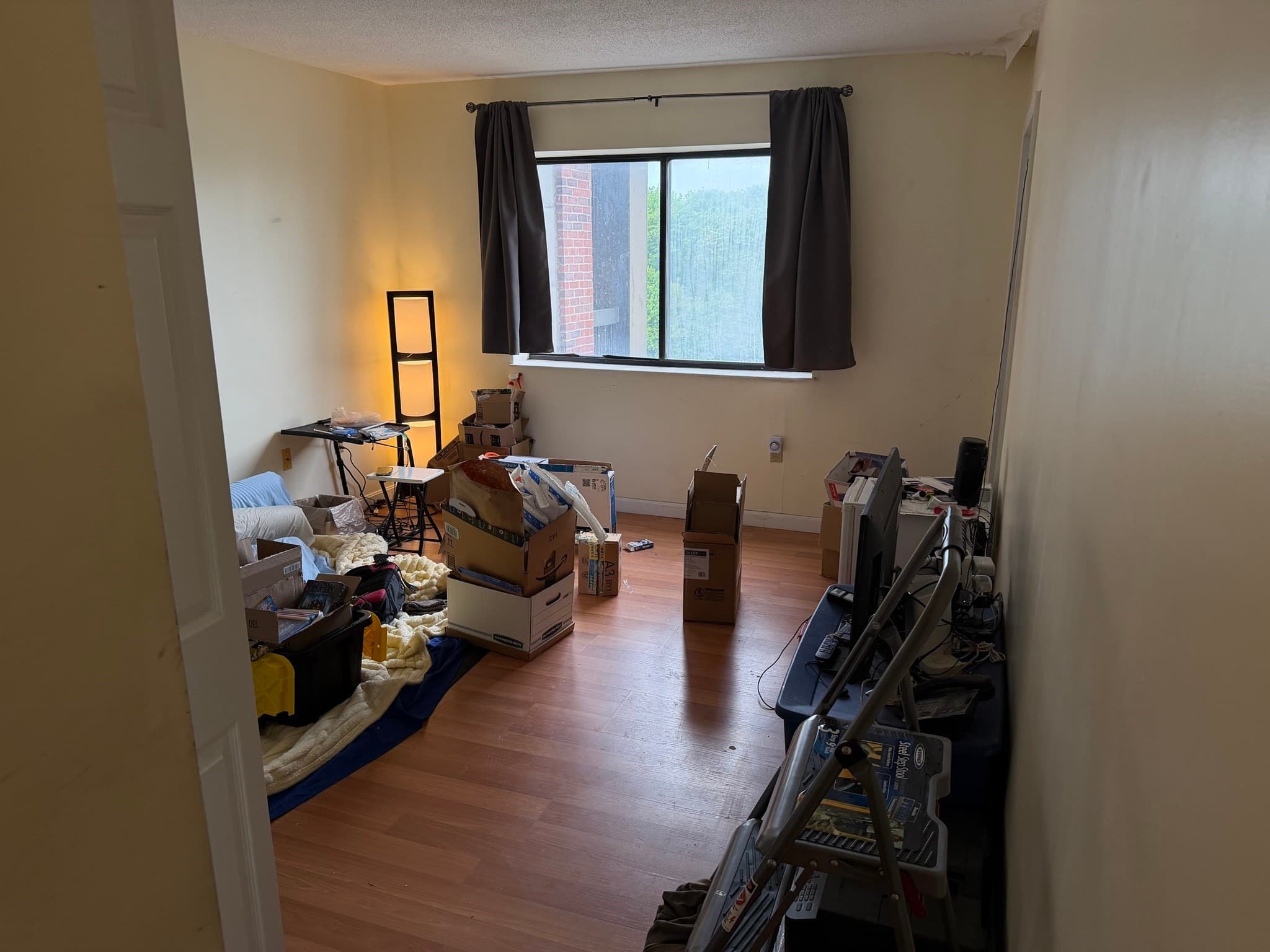 Condominium at 90 Quincy Shore # 519, Quincy MA 02171, Quincy, photo 8 of 12