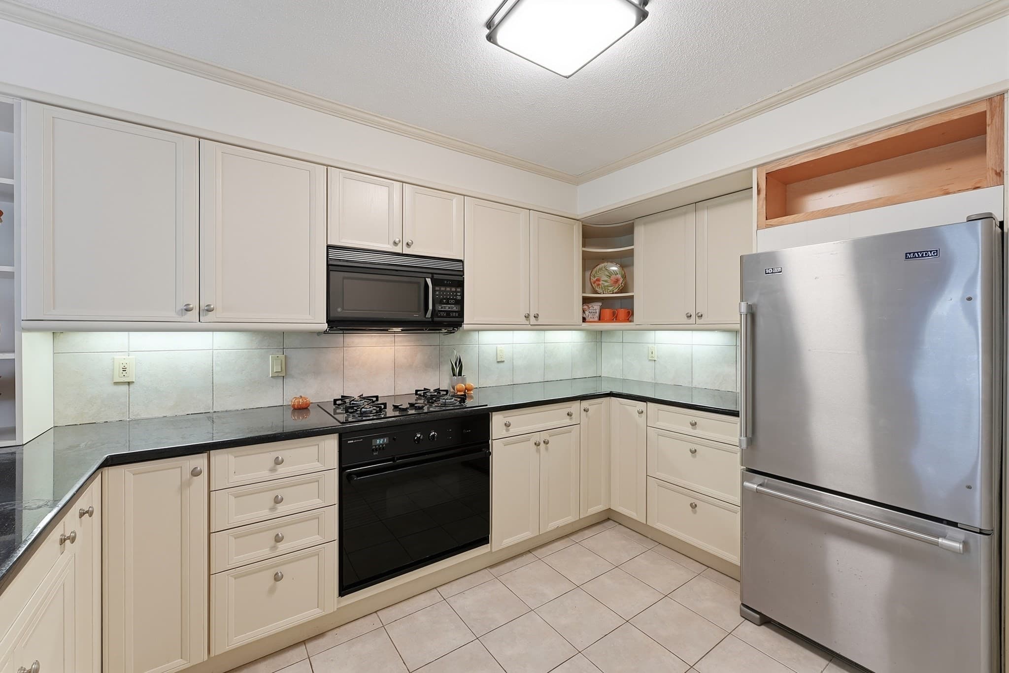 Condominium at 7 Shady Brook Lane # 7, West Springfield MA 01089, West Springfield, photo 5 of 42
