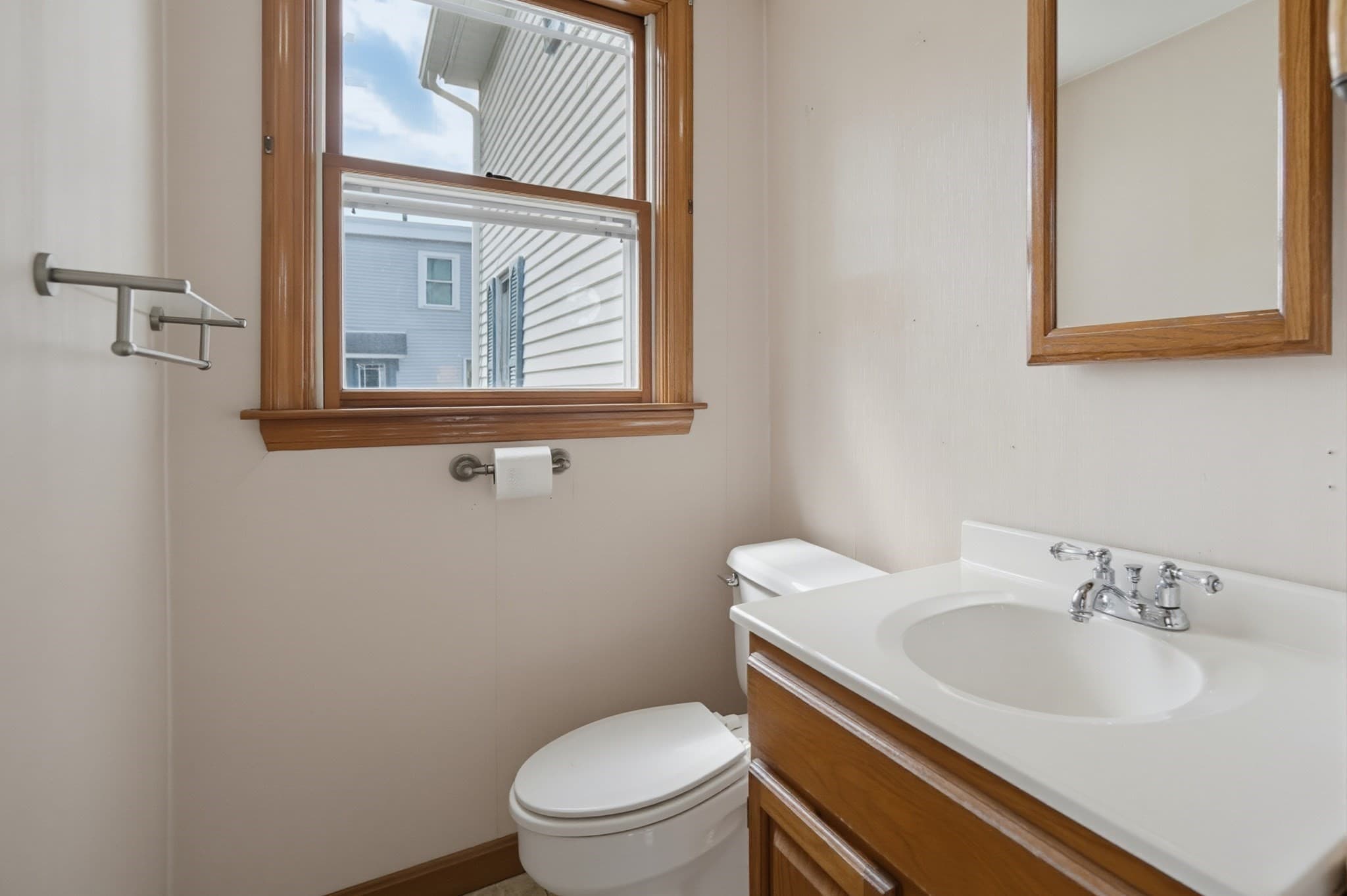 Single Family Residence at 101 Fisher St, North Attleboro MA 02760, North Attleboro, photo 13 of 31
