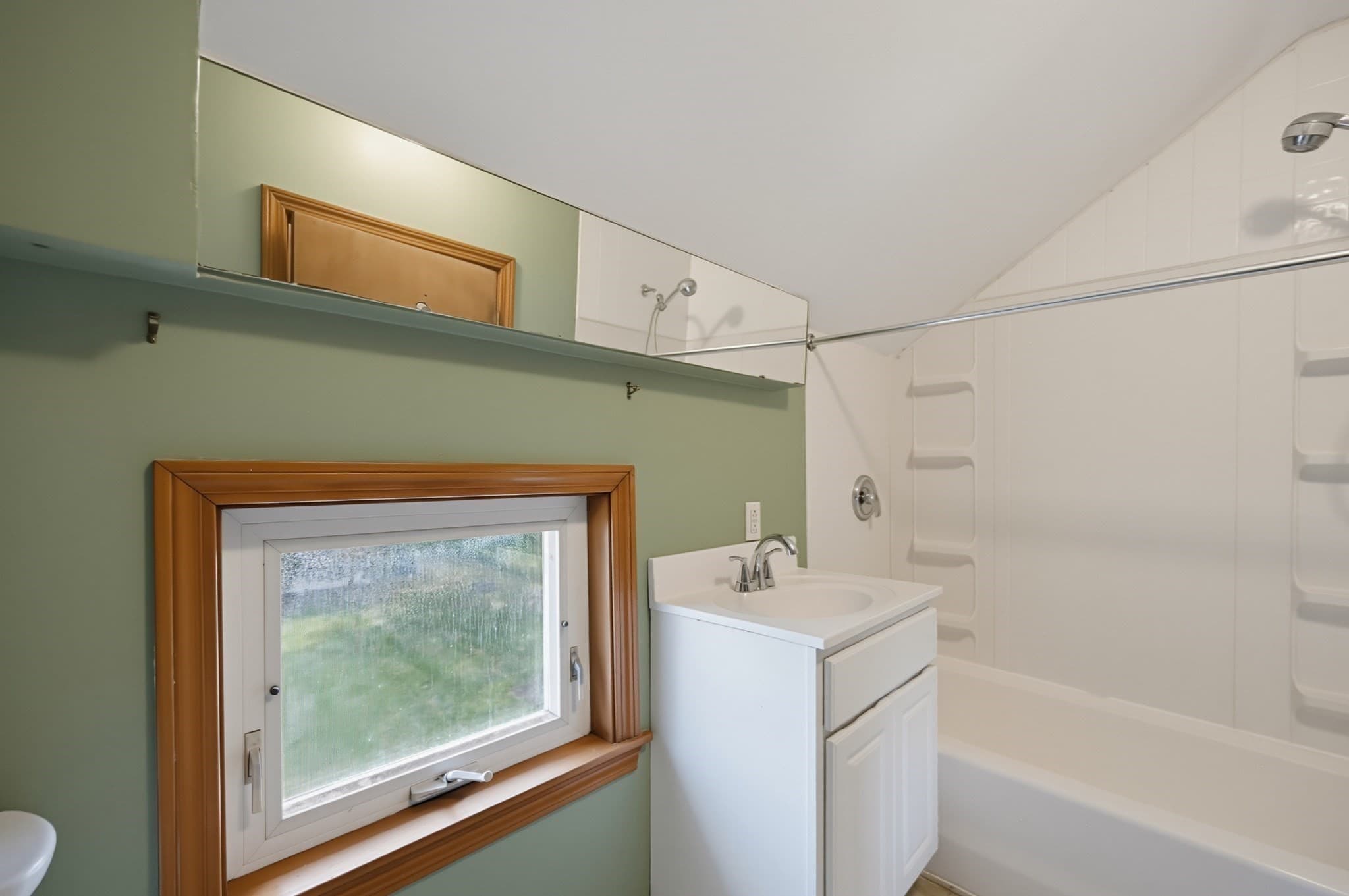 Single Family Residence at 101 Fisher St, North Attleboro MA 02760, North Attleboro, photo 24 of 31