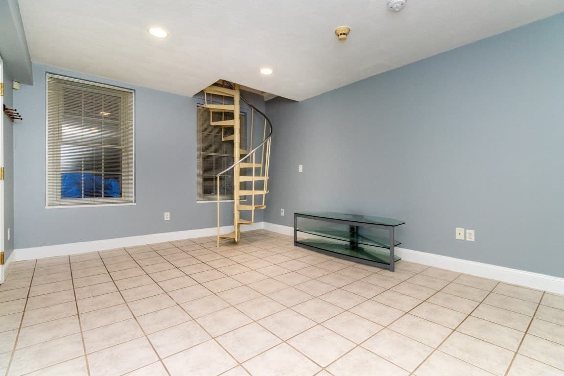Condominium at 35 Chestnut St # 2, Chelsea MA 02150, Chelsea, photo 16 of 30