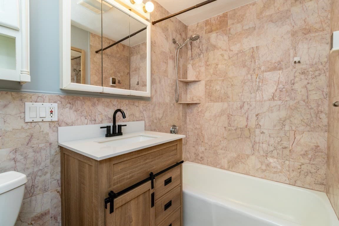 Condominium at 35 Chestnut St # 2, Chelsea MA 02150, Chelsea, photo 15 of 30