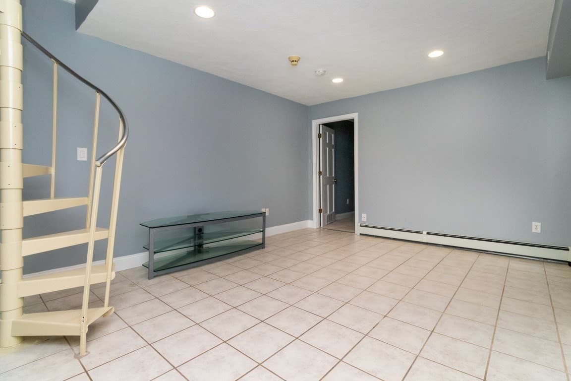 Condominium at 35 Chestnut St # 2, Chelsea MA 02150, Chelsea, photo 19 of 30