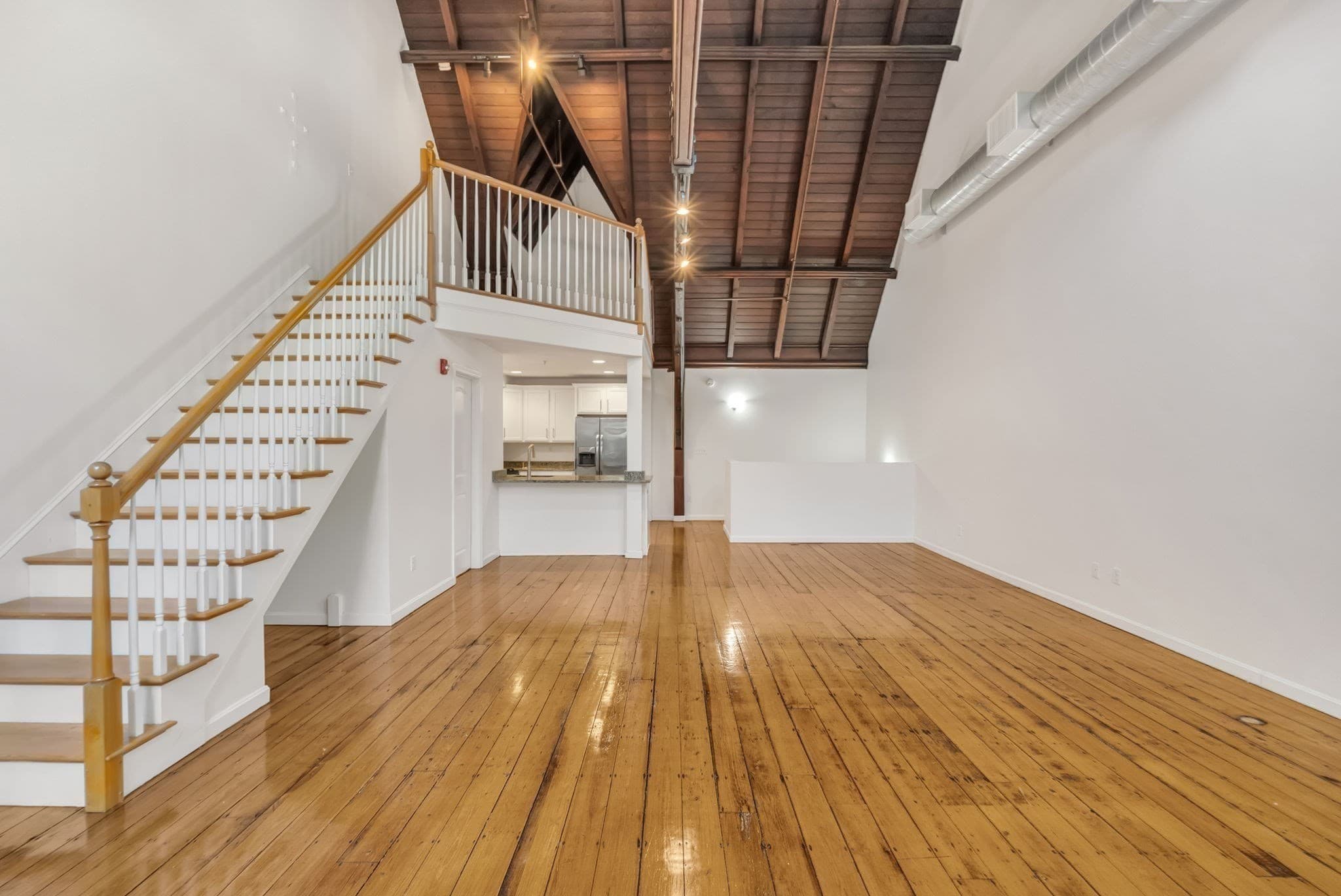 Condominium at 157 Beale Street # 2, Quincy MA 02170, Quincy, photo 7 of 36