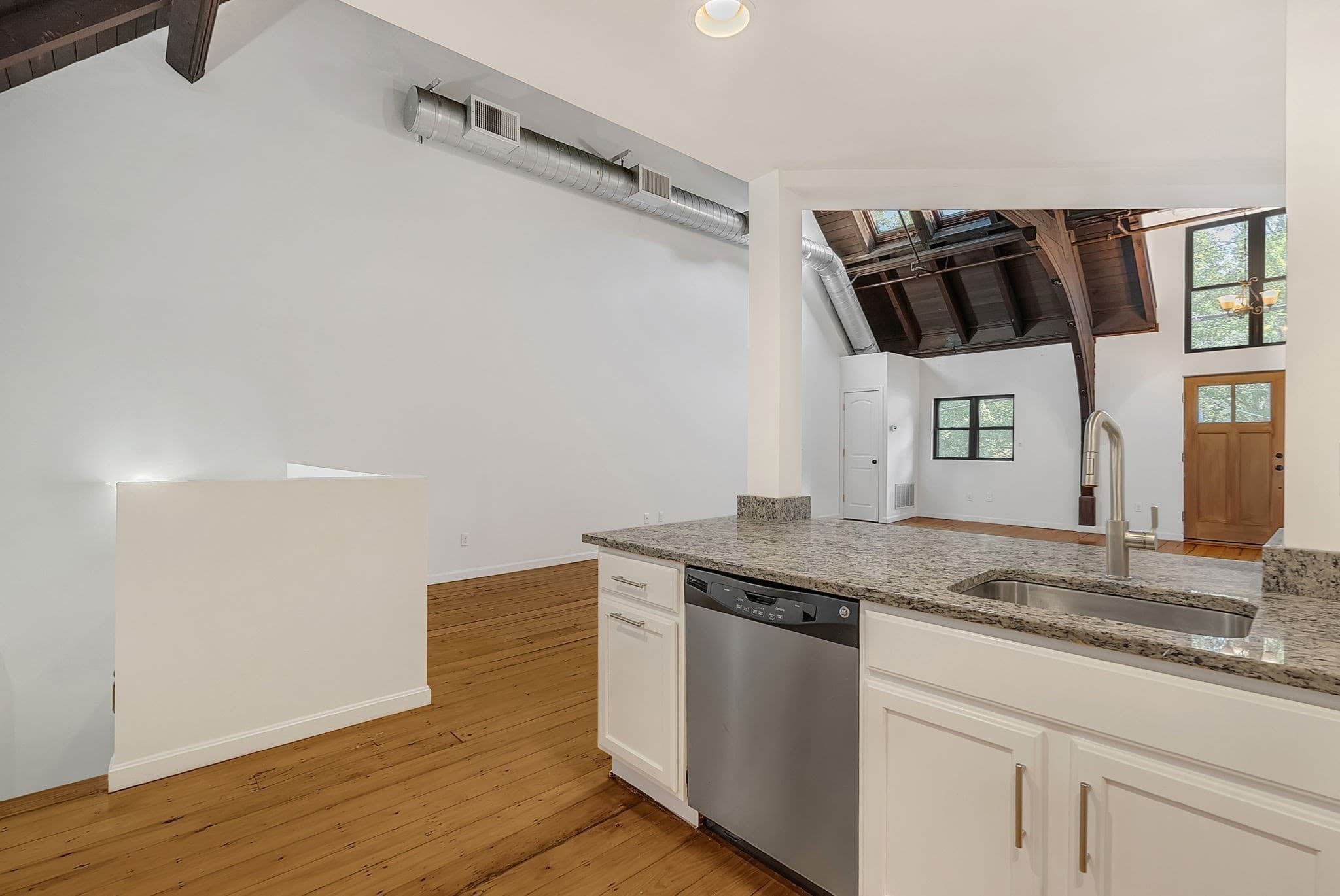Condominium at 157 Beale Street # 2, Quincy MA 02170, Quincy, photo 5 of 36