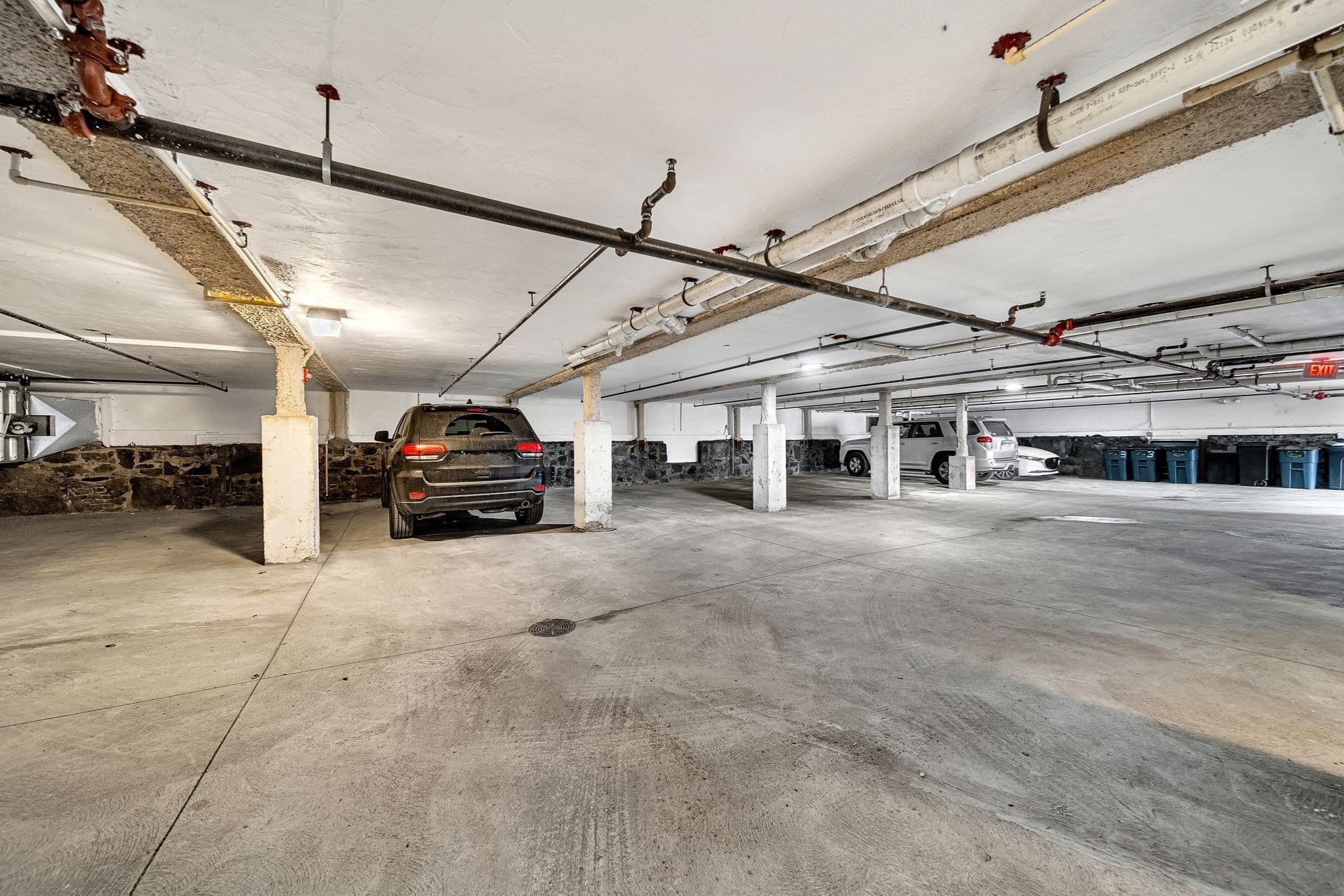 Condominium at 157 Beale Street # 2, Quincy MA 02170, Quincy, photo 34 of 36