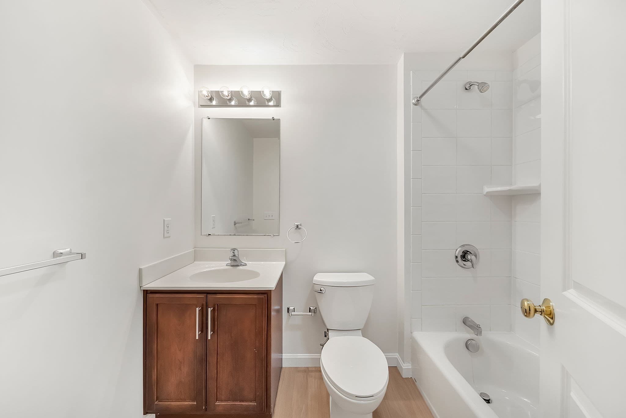 Condominium at 157 Beale Street # 2, Quincy MA 02170, Quincy, photo 21 of 36