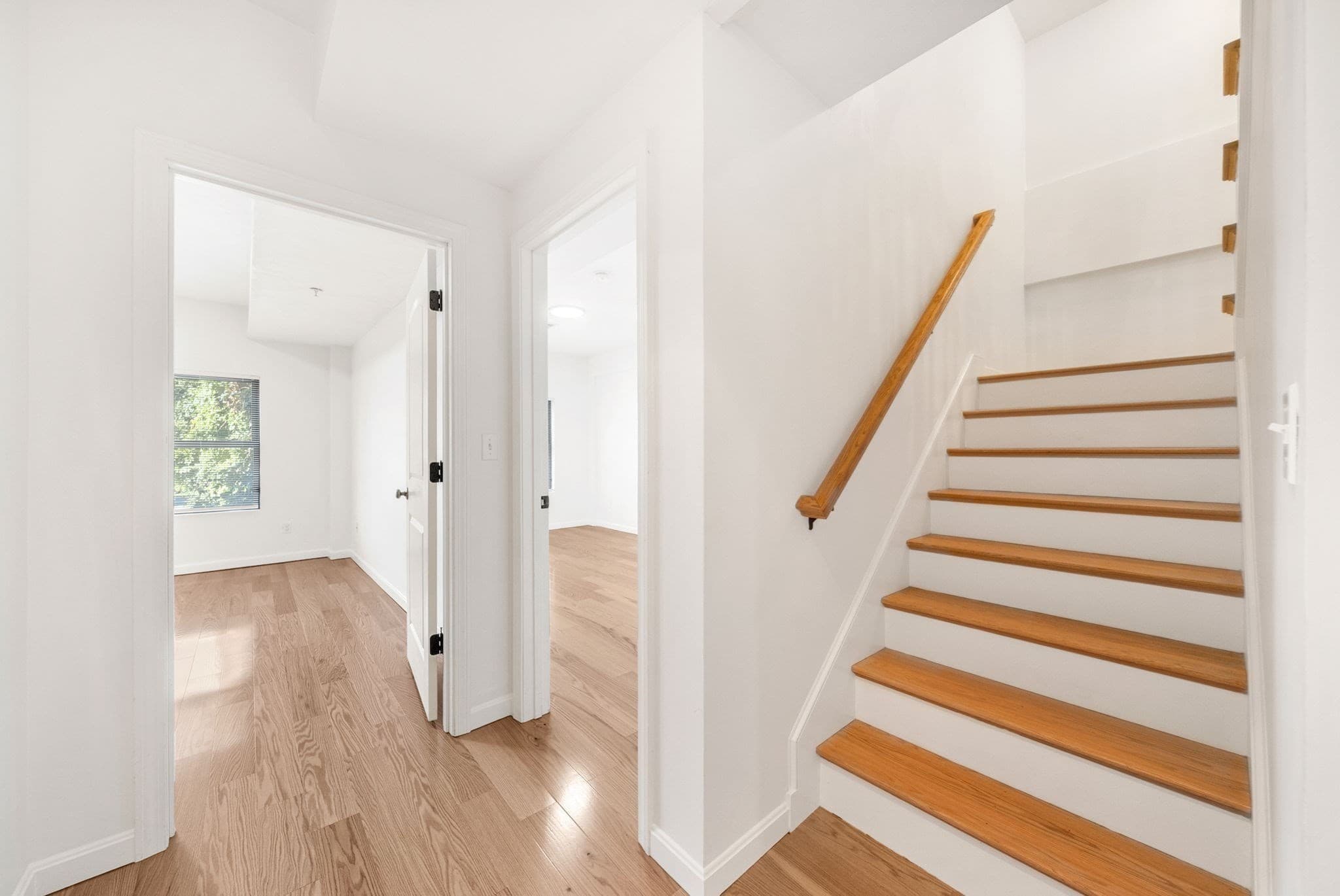 Condominium at 157 Beale Street # 5, Quincy MA 02170, Quincy, photo 31 of 42
