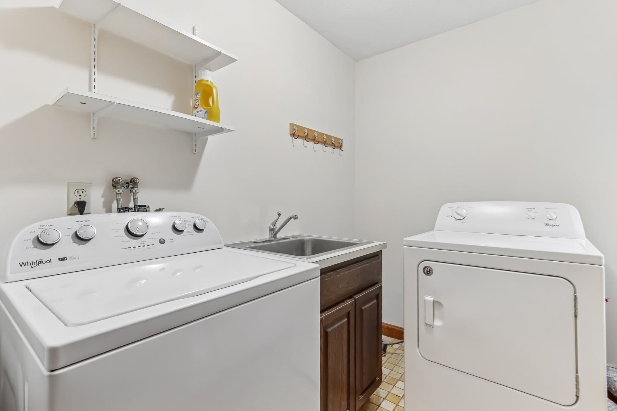Single Family Residence at 36 Boeske Ave, Maynard MA 01754, Maynard, photo 13 of 38