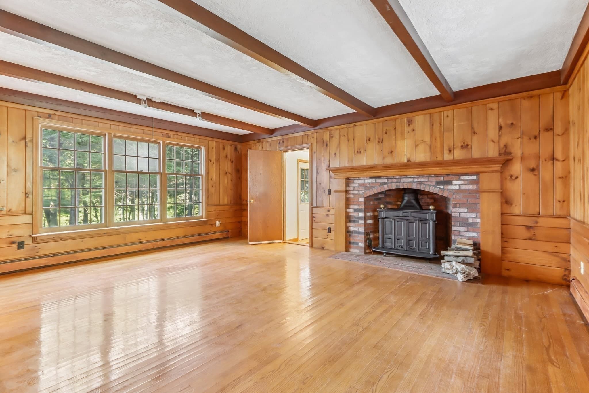 Single Family Residence at 36 Boeske Ave, Maynard MA 01754, Maynard, photo 5 of 38