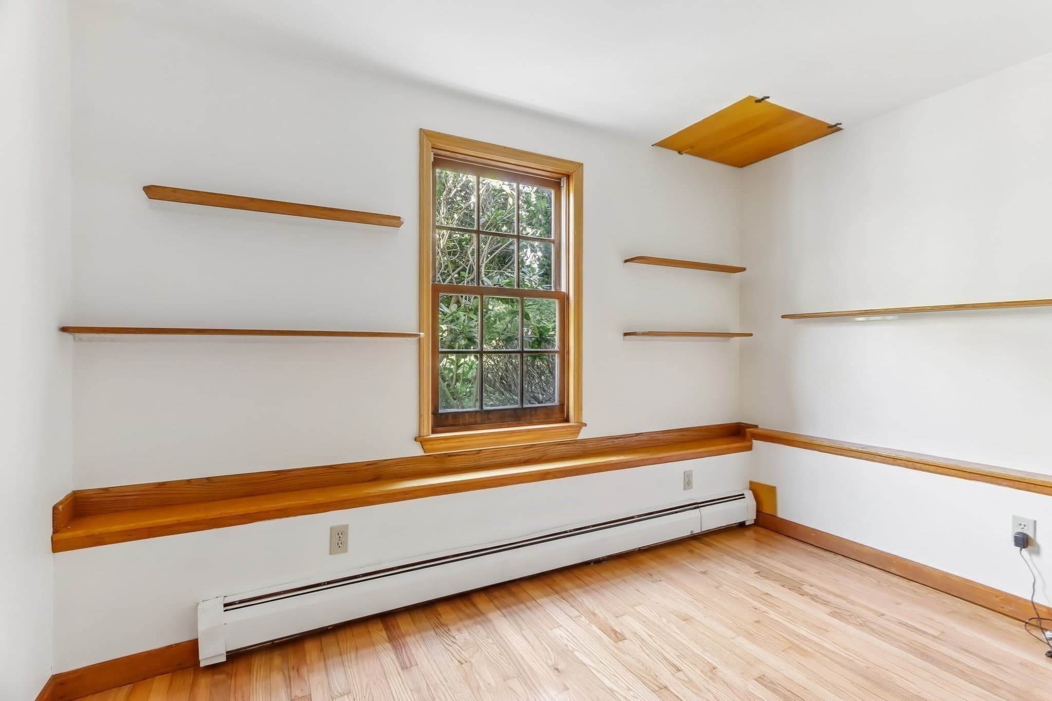 Single Family Residence at 36 Boeske Ave, Maynard MA 01754, Maynard, photo 14 of 38