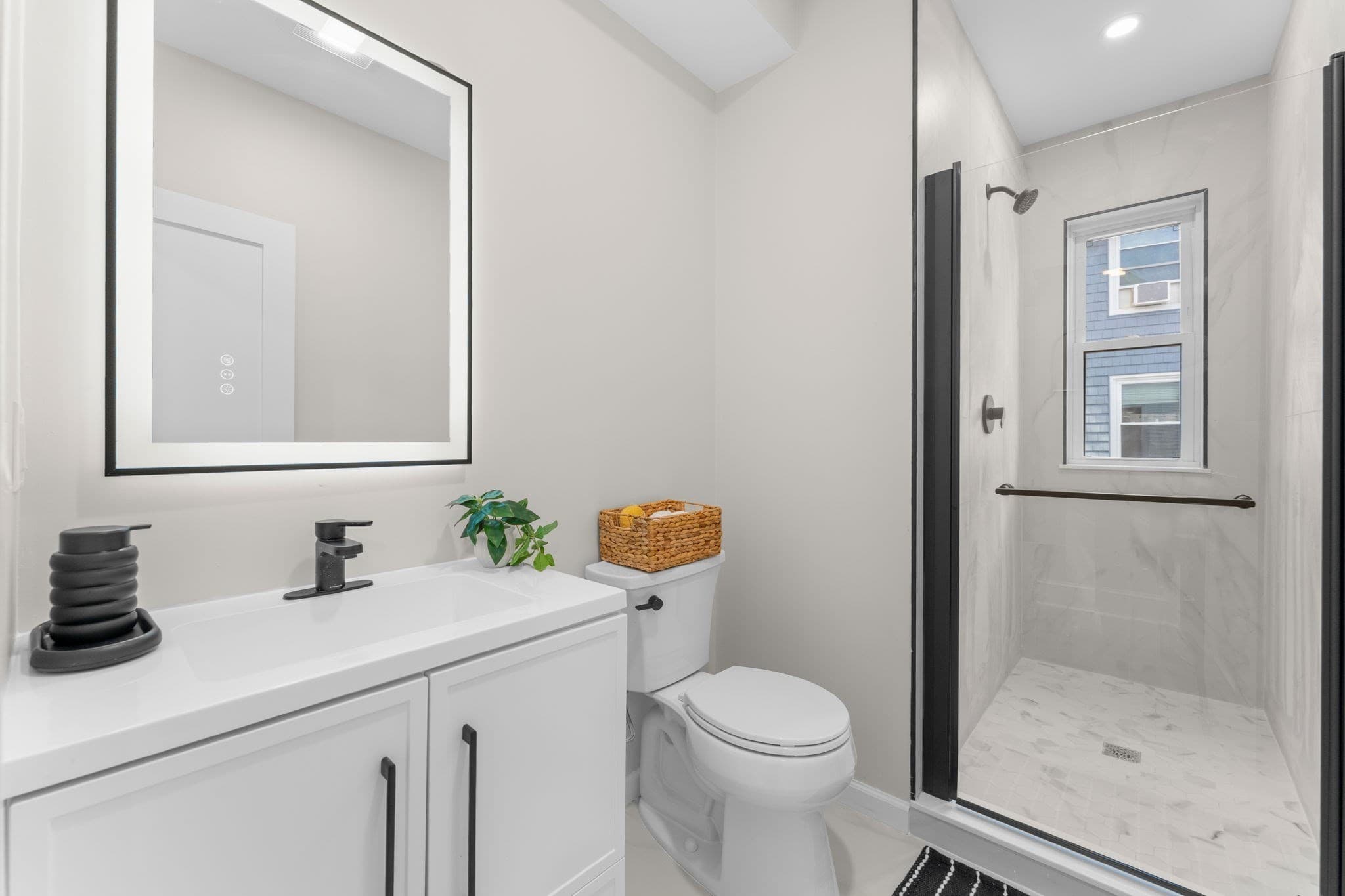 Condominium at 194 Washington Ave # 3, Winthrop MA 02152, Winthrop, photo 5 of 27