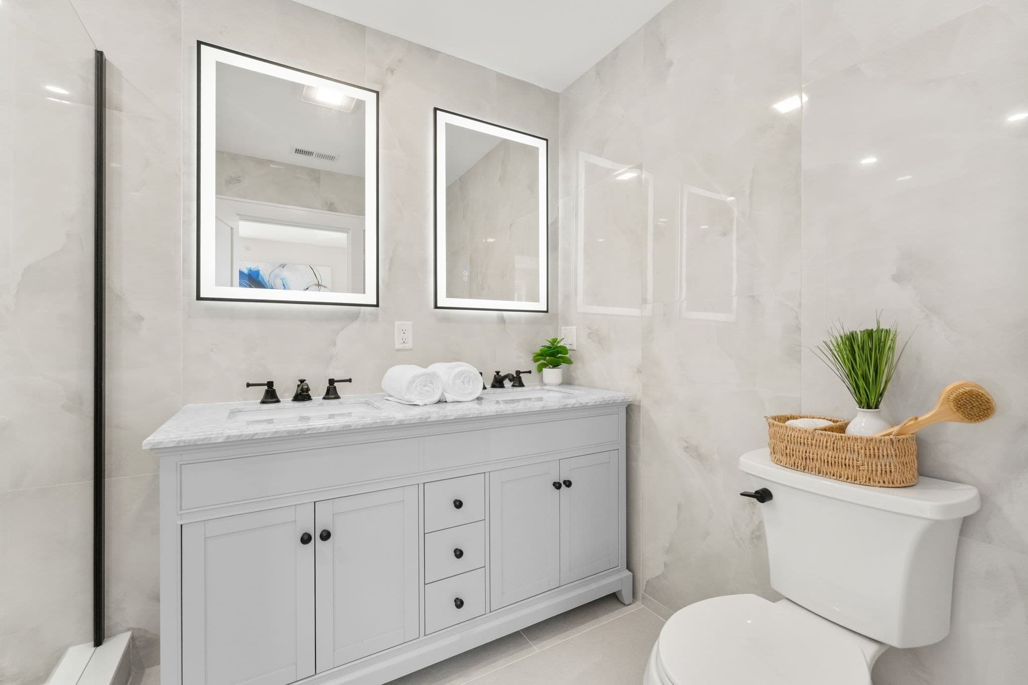 Condominium at 194 Washington Ave # 3, Winthrop MA 02152, Winthrop, photo 14 of 27