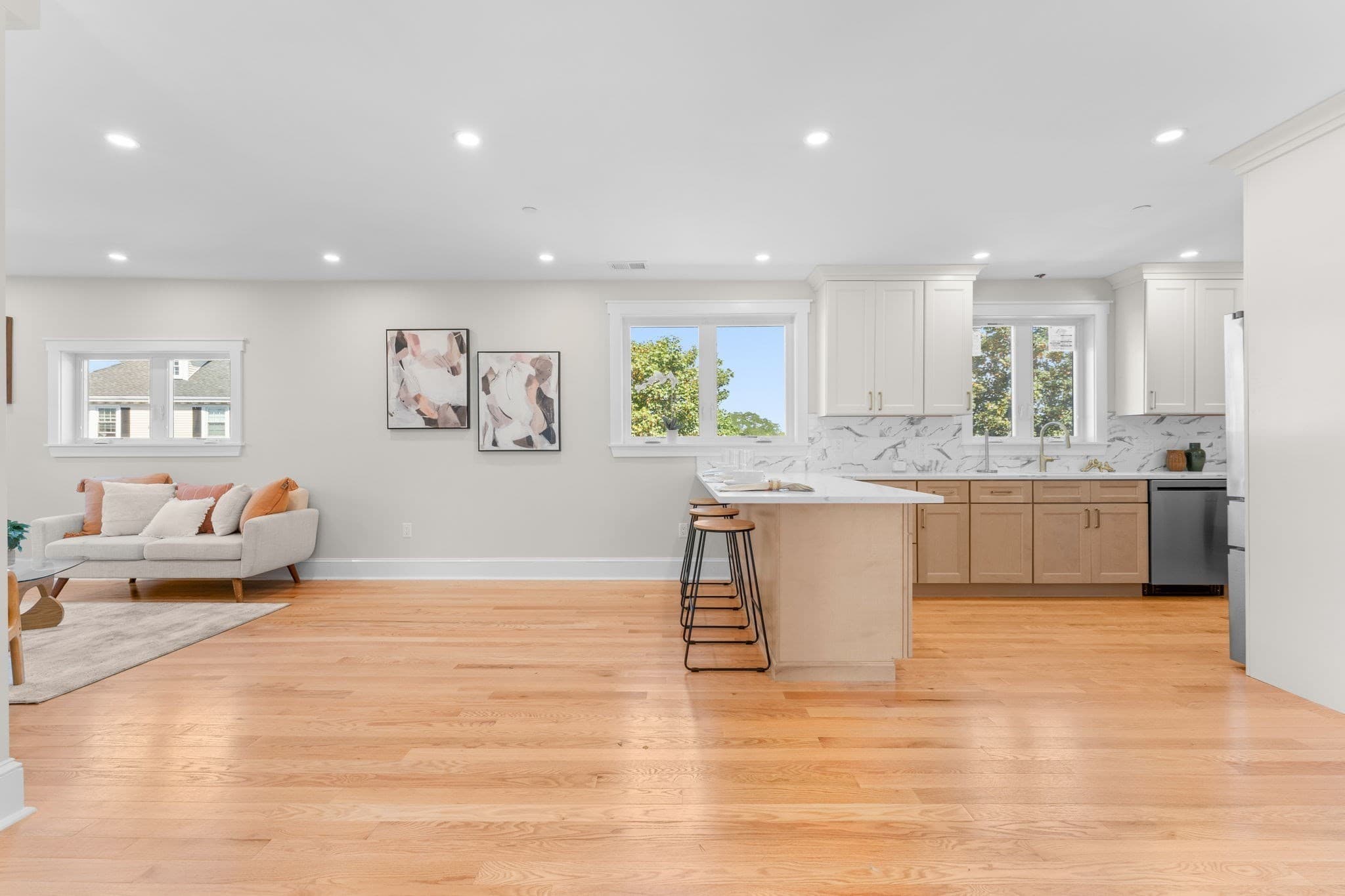 Condominium at 194 Washington Ave # 3, Winthrop MA 02152, Winthrop, photo 8 of 27