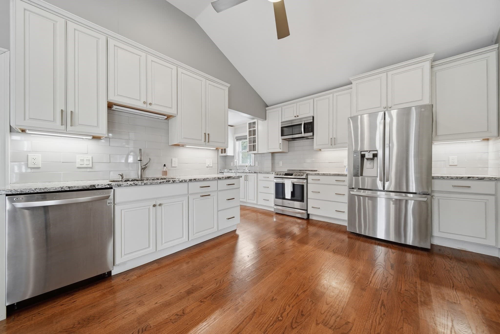 Single Family Residence at 20 Herbert St, Wakefield MA 01880, Wakefield, photo 10 of 35