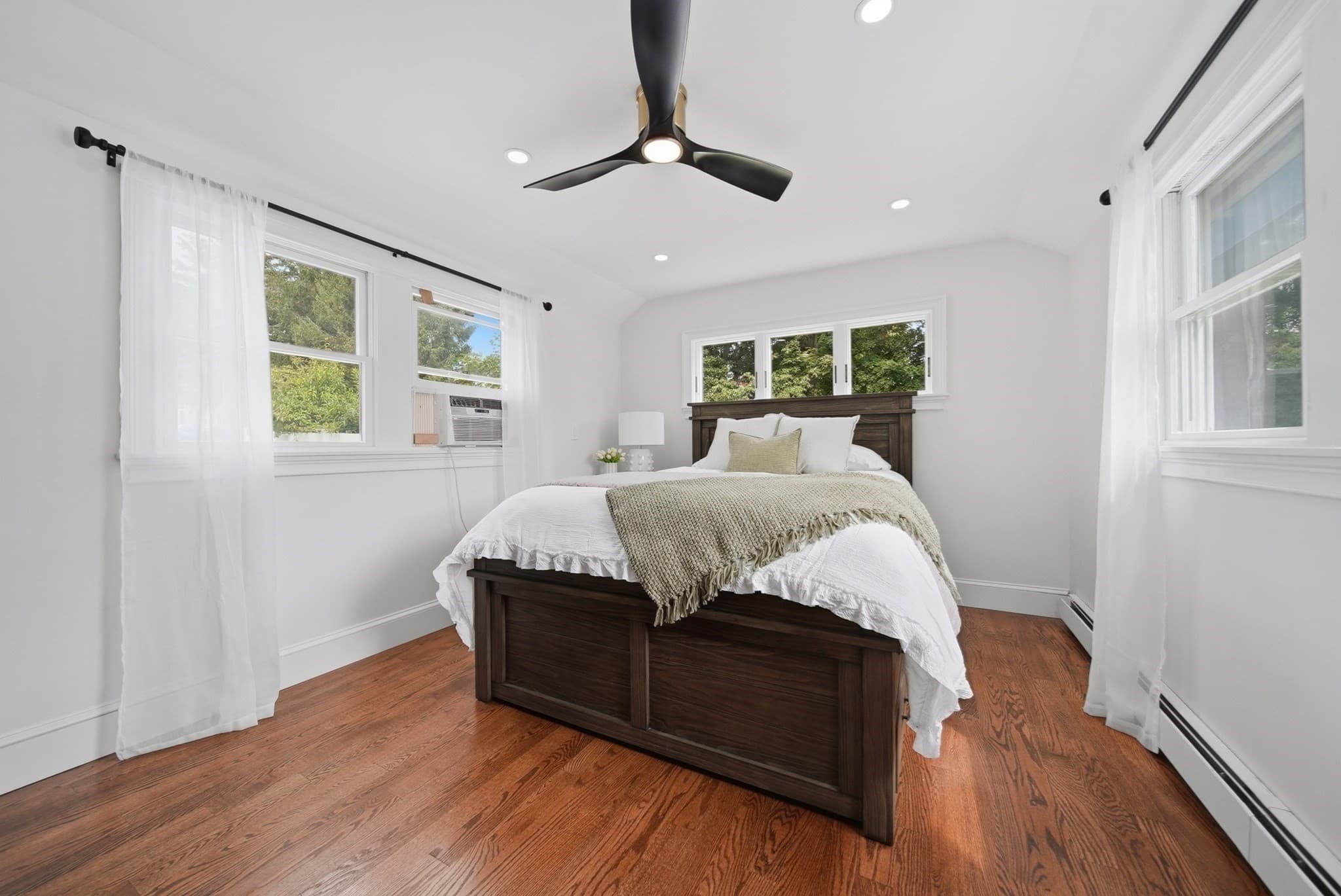 Single Family Residence at 20 Herbert St, Wakefield MA 01880, Wakefield, photo 18 of 35