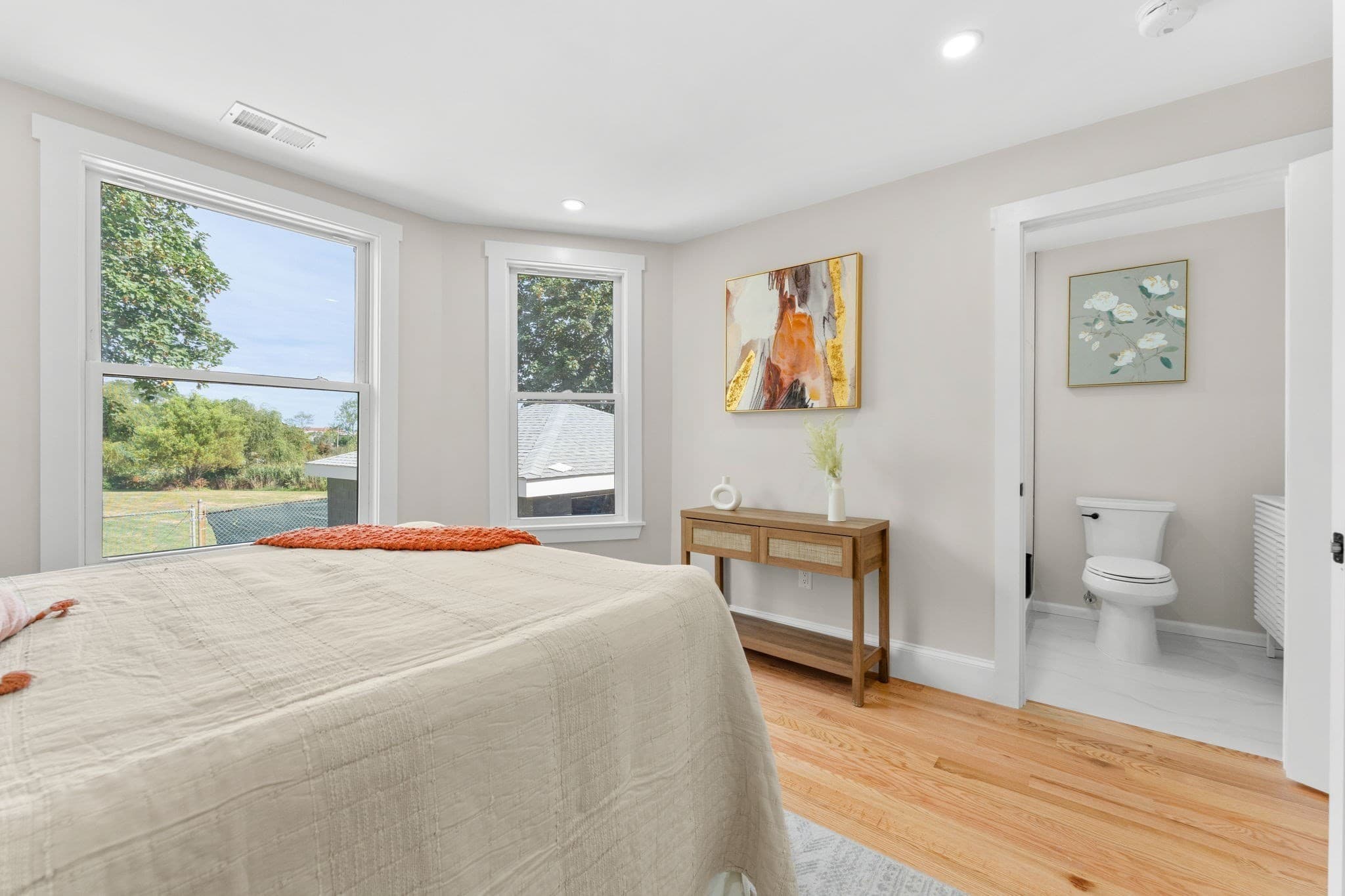Condominium at 194 Washington Ave # 2, Winthrop MA 02152, Winthrop, photo 13 of 21