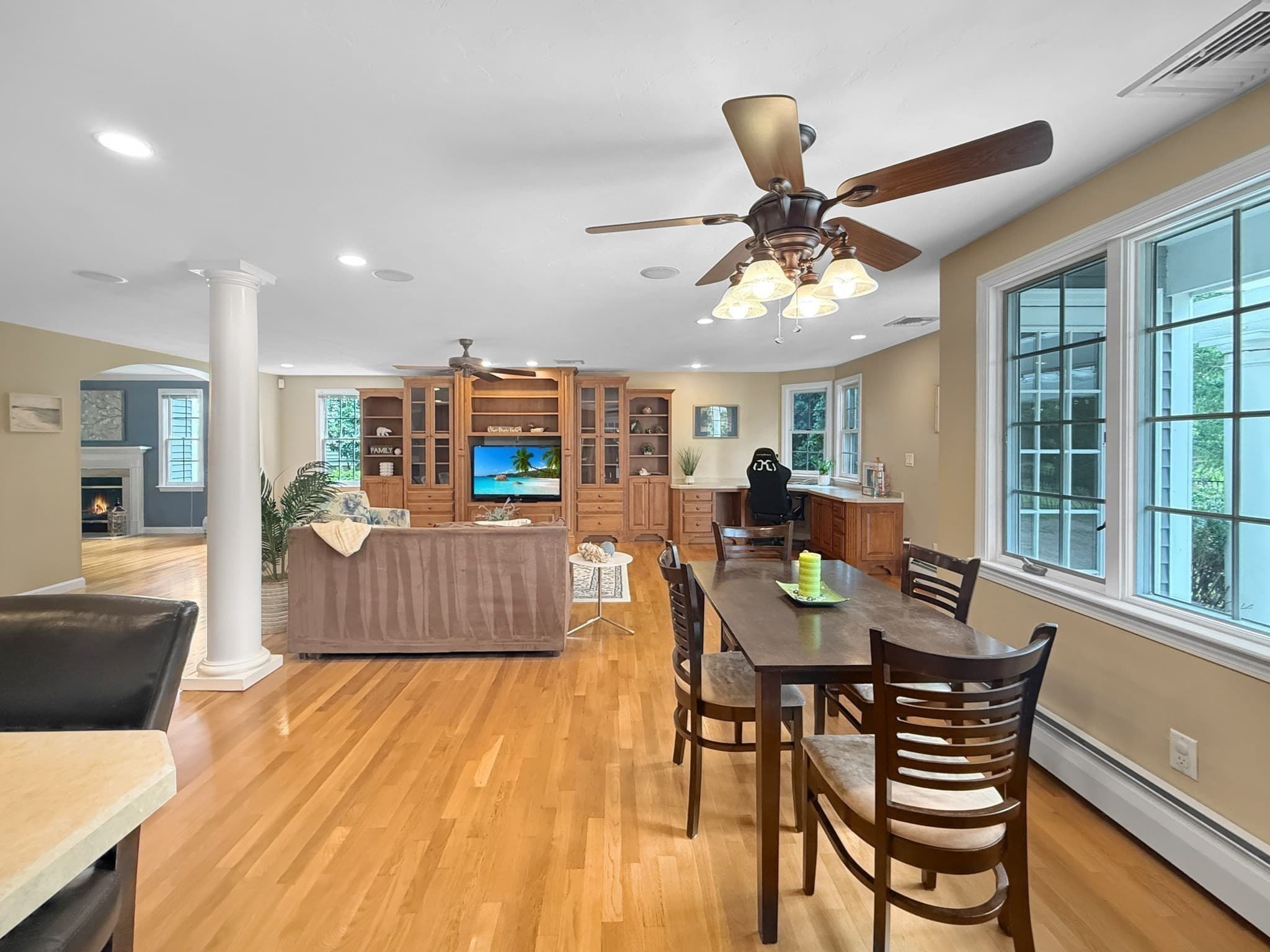Single Family Residence at 5 Swan Cir, Shrewsbury MA 01545, Shrewsbury, photo 11 of 39