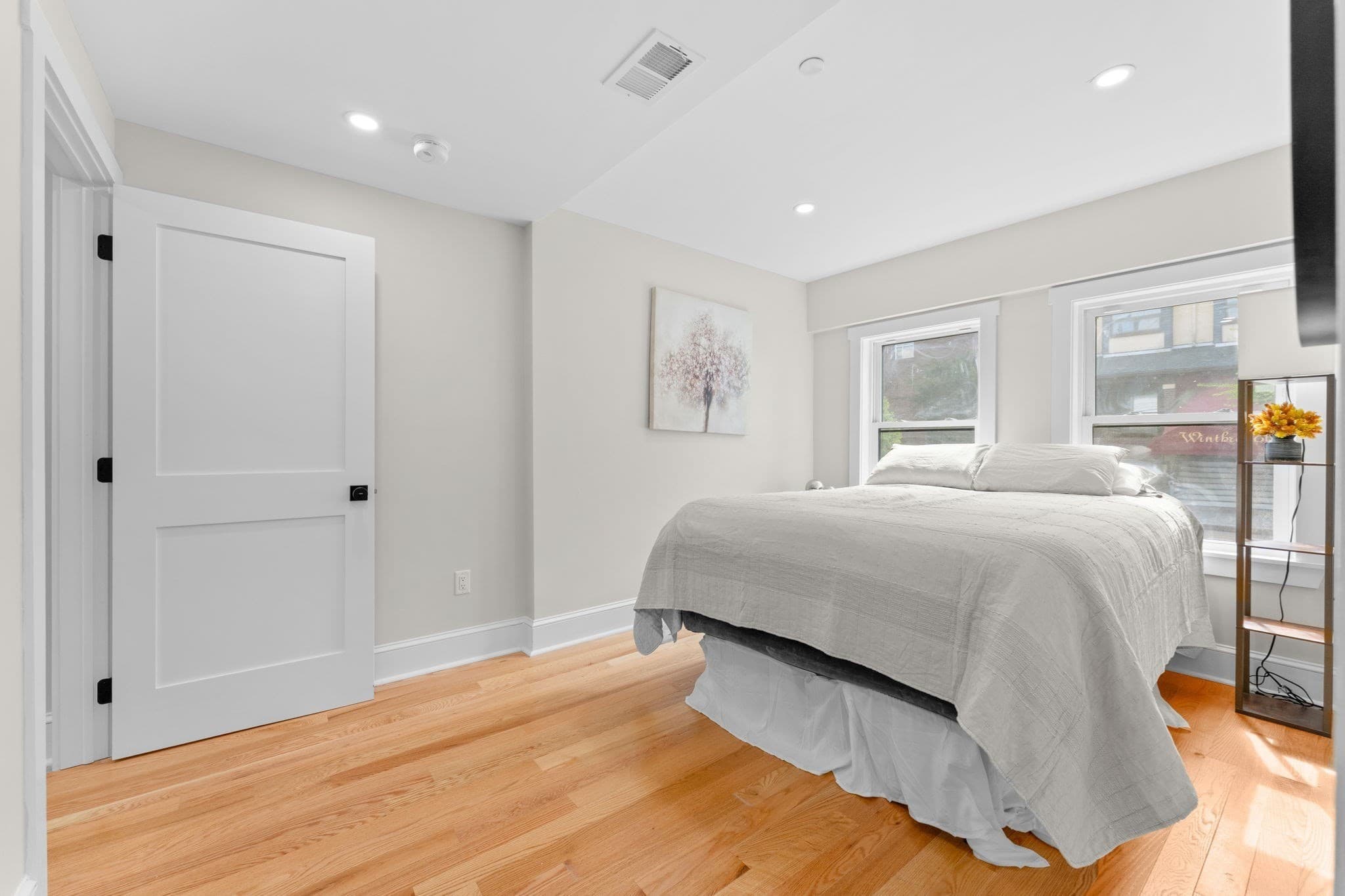 Condominium at 194 Washington Ave # 4, Winthrop MA 02152, Winthrop, photo 15 of 18