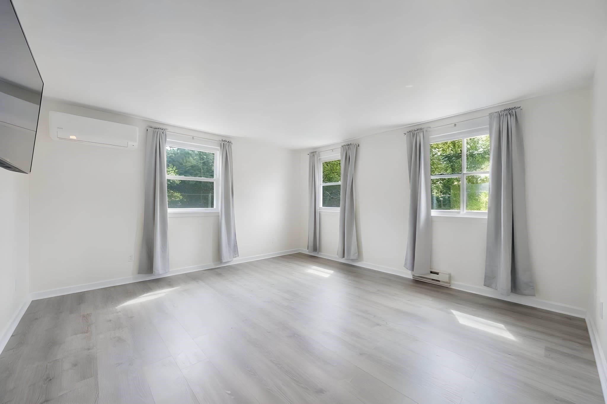Condominium at 61 Taunton St # 61, Bellingham MA 02019, Bellingham, photo 8 of 31