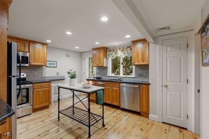 Single Family Residence at 282 Lowell Street, Lexington MA 02420, Lexington, photo 8 of 21