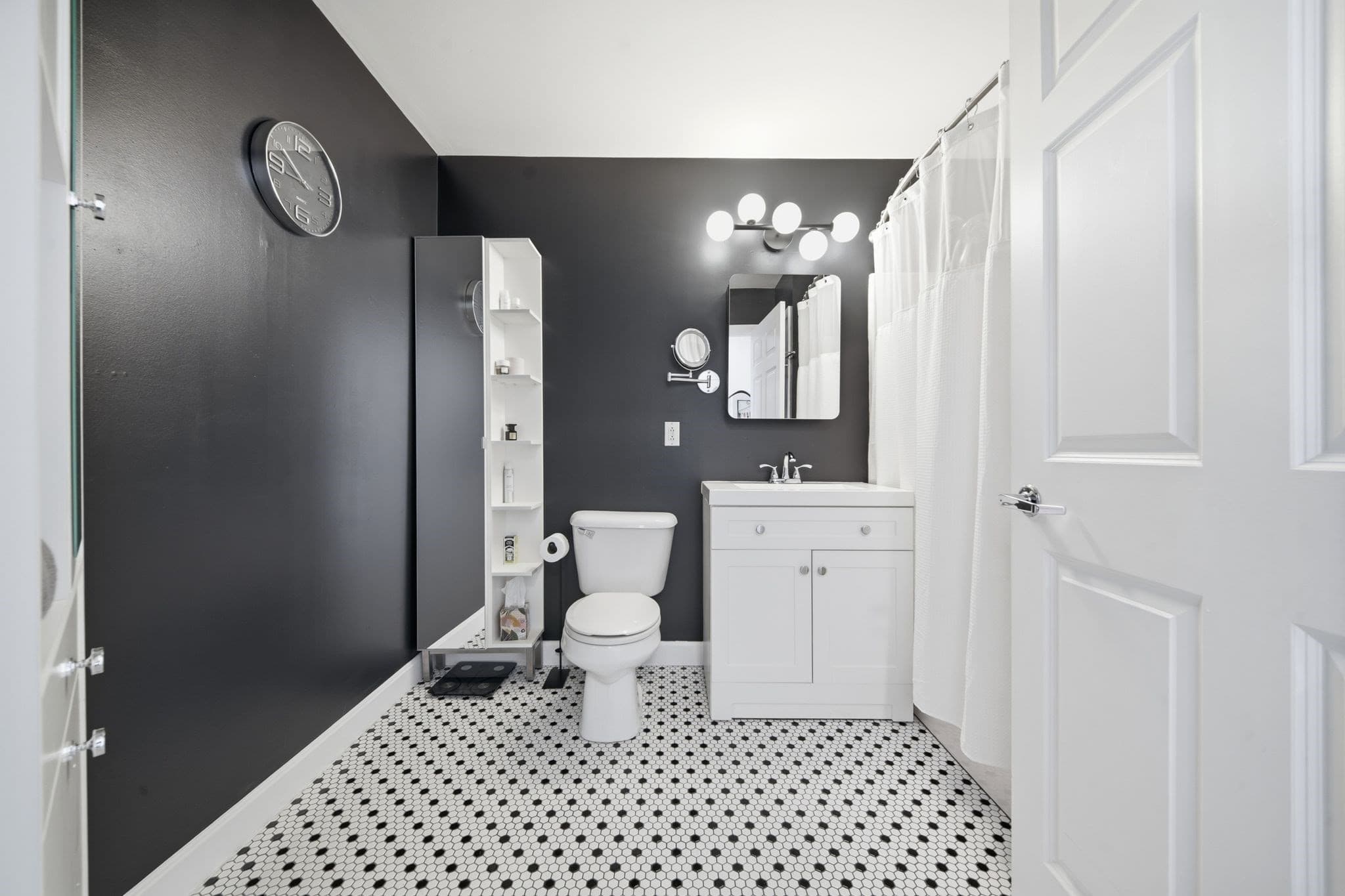 Condominium at 172 Middle St # 501, Lowell MA 01852, Lowell, photo 23 of 31