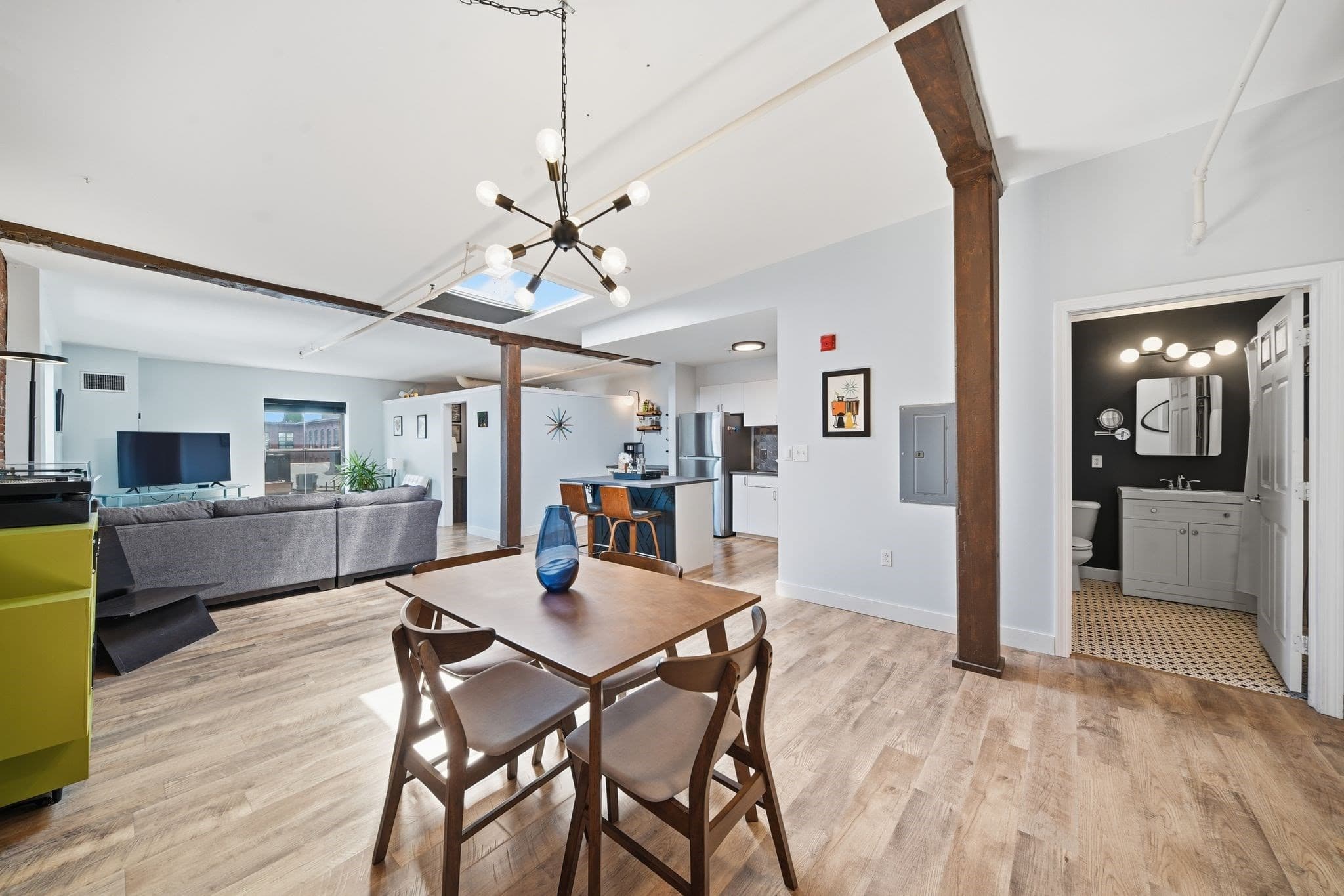Condominium at 172 Middle St # 501, Lowell MA 01852, Lowell, photo 4 of 31
