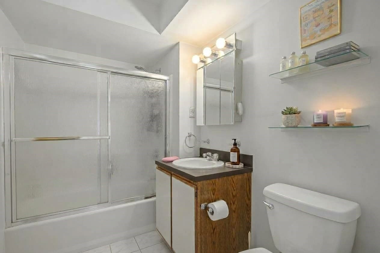 Condominium at 15 Marion St # F, Boston MA 02131, Boston, photo 12 of 21