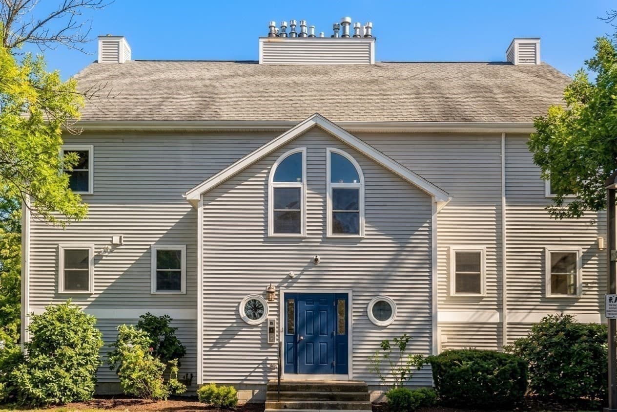 Condominium at 15 Marion St # F, Boston MA 02131, Boston, photo 20 of 21