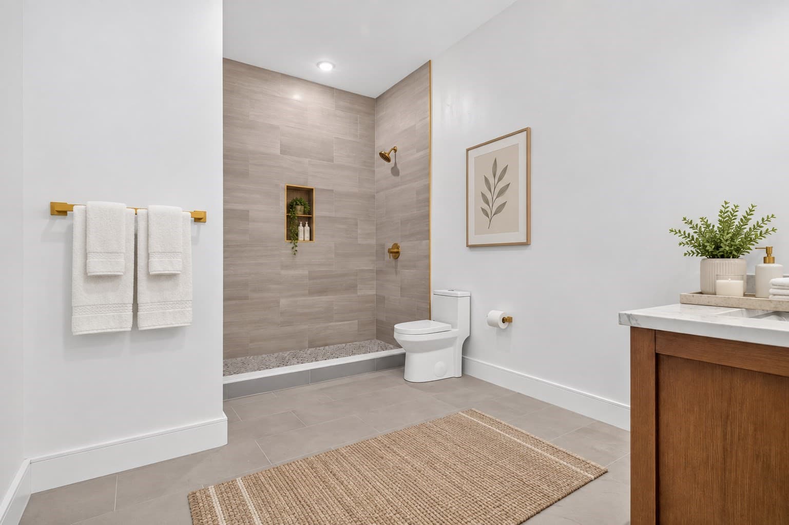 Condominium at 13 Clyde St # B, Somerville MA 02145, Somerville, photo 11 of 20