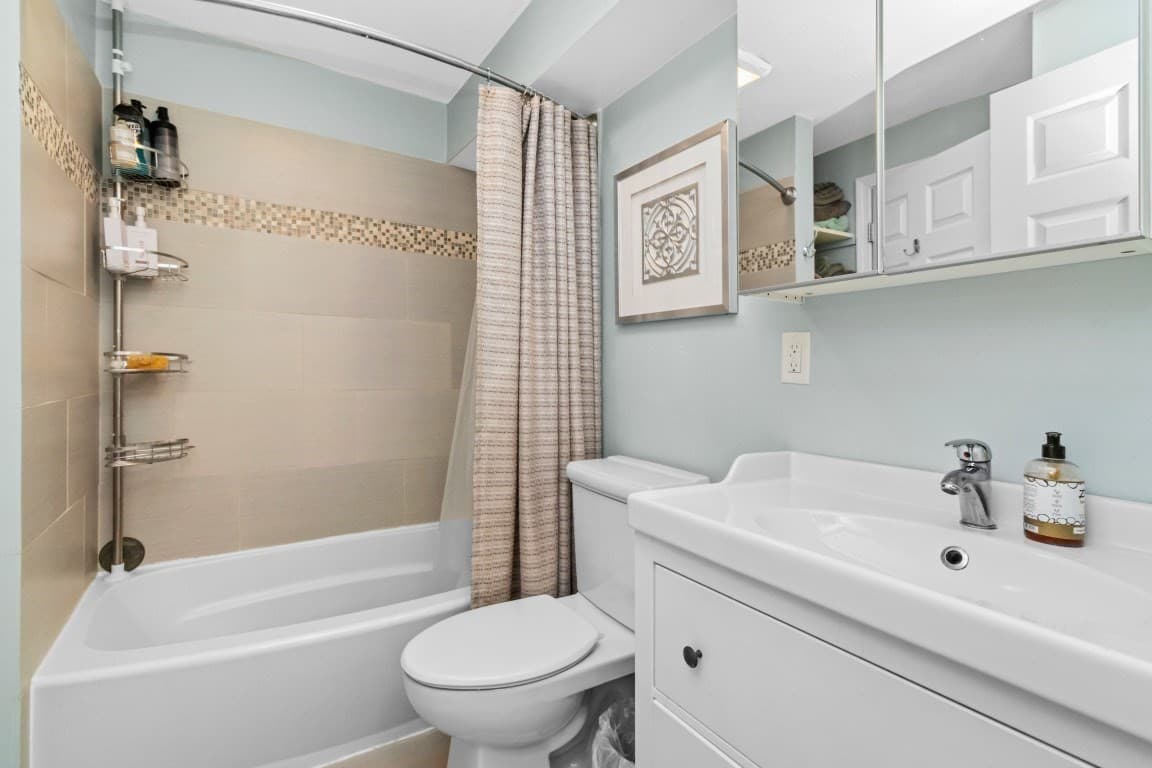 Condominium at 2 Beals Cove Rd # K, Hingham MA 02043, Hingham, photo 10 of 19