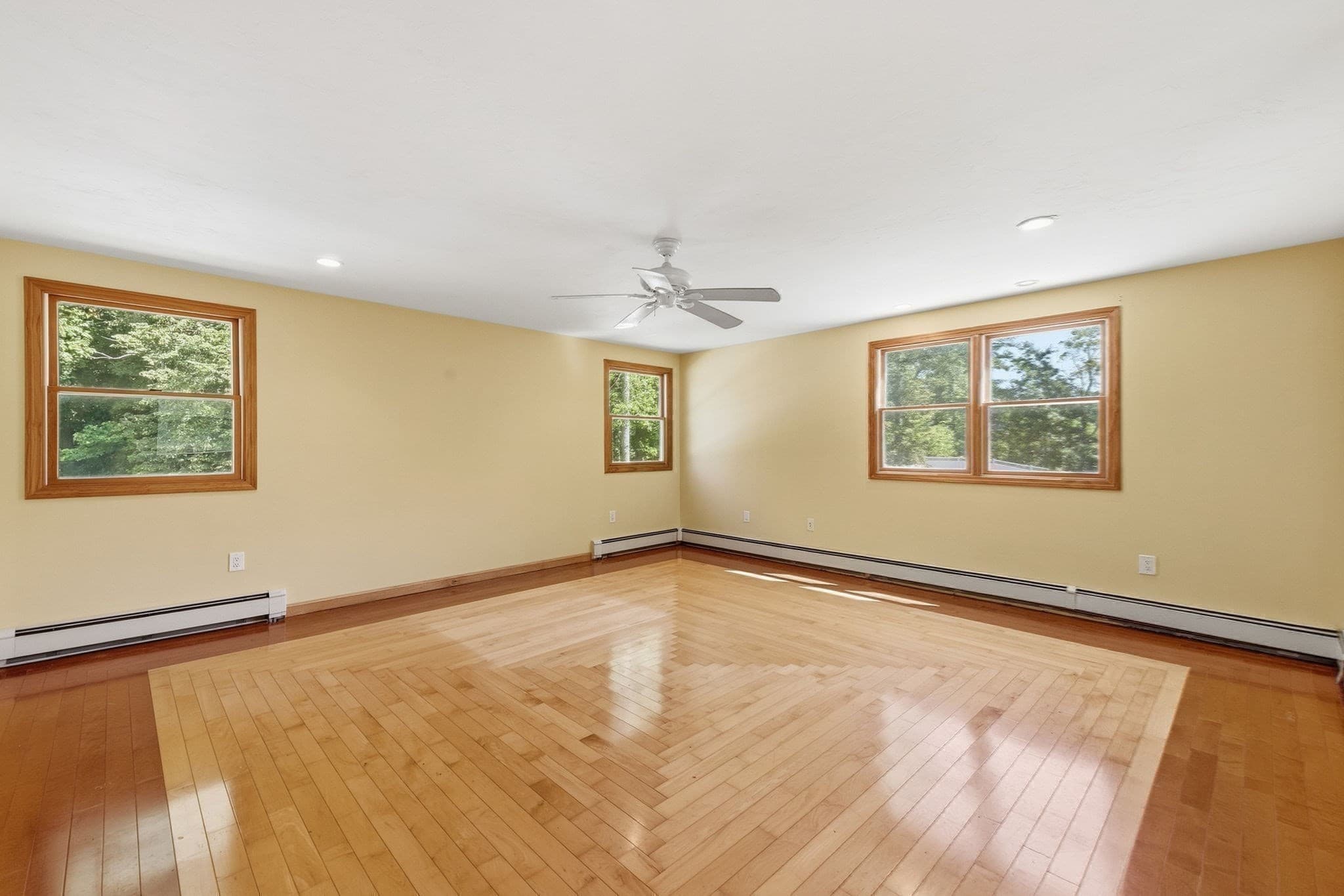 Single Family Residence at 27 Ansie Road, Chelmsford MA 01824, Chelmsford, photo 20 of 34