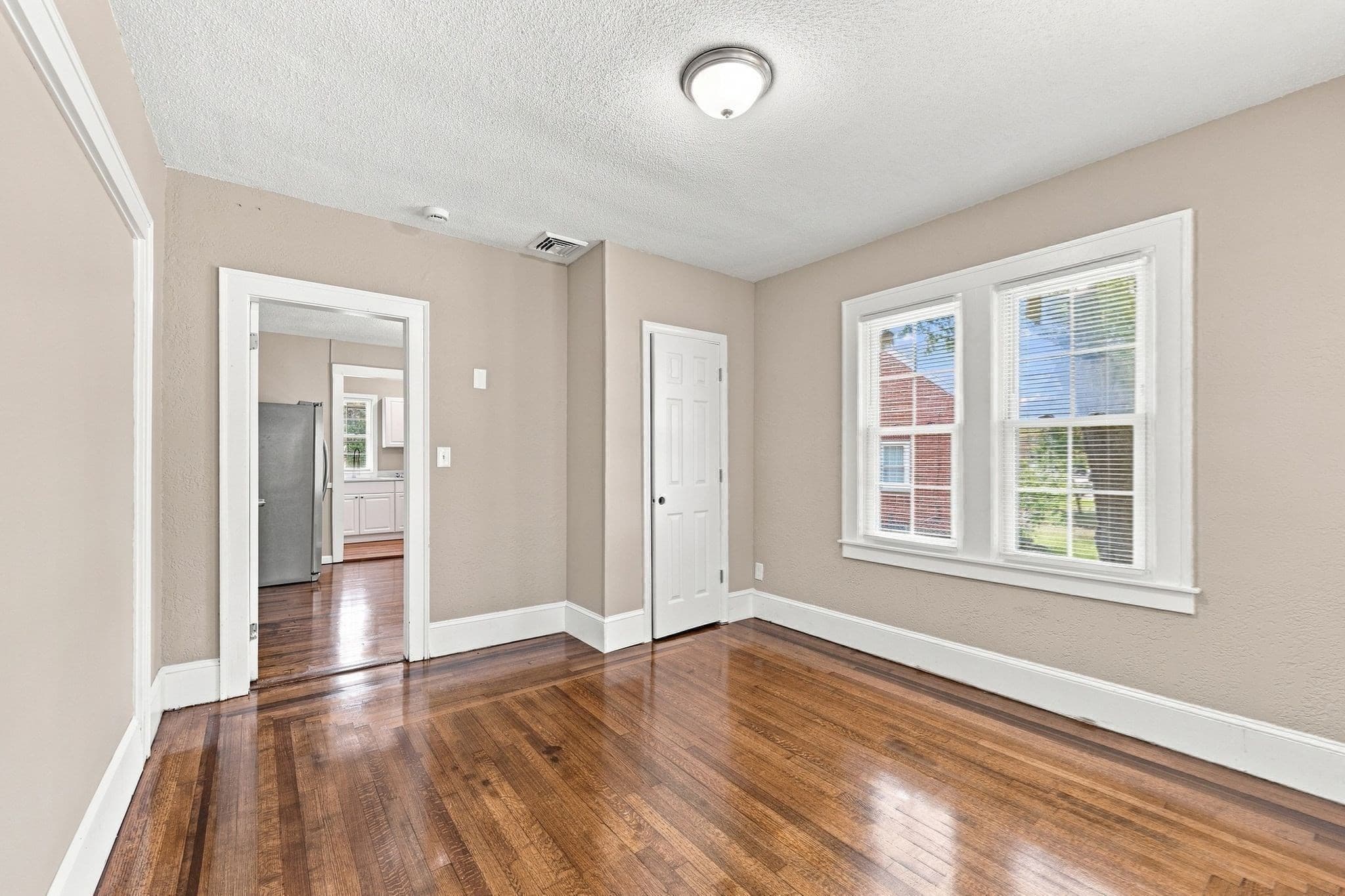 Single Family Residence at 133 Parker St, Springfield MA 01151, Springfield, photo 13 of 31
