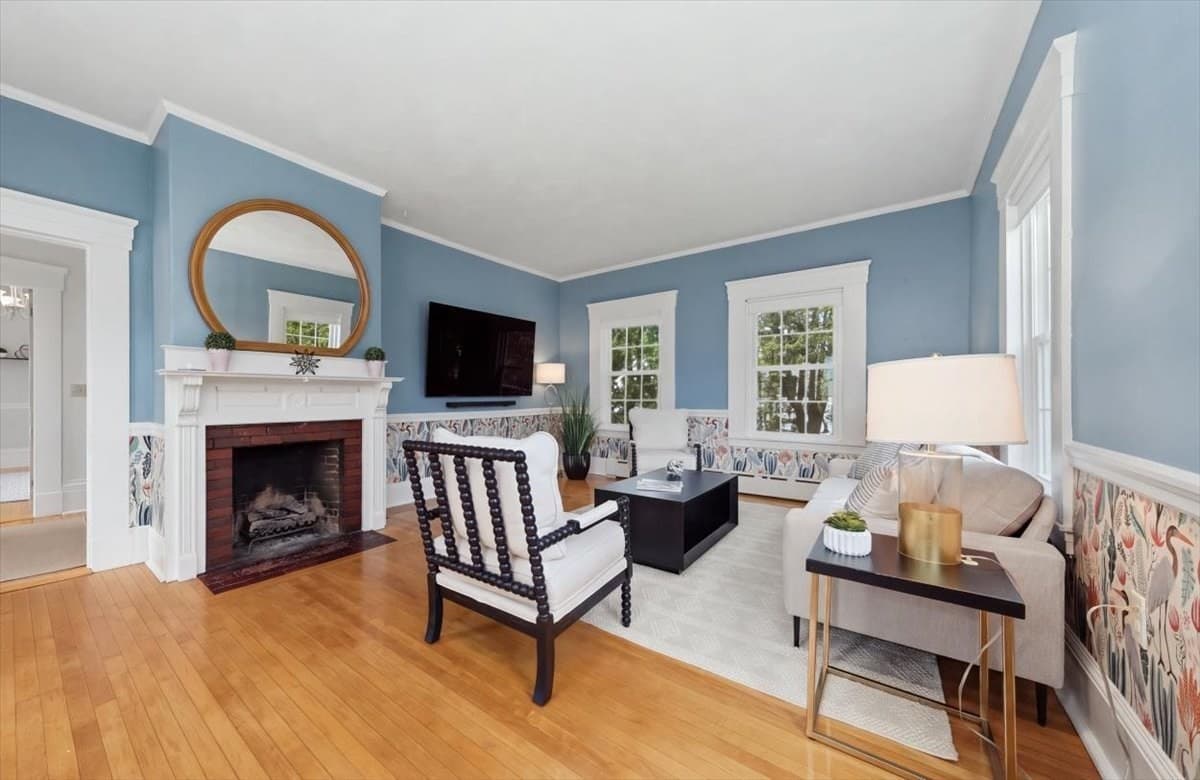 Single Family Residence at 383 Pond Street, Weymouth MA 02190, Weymouth, photo 13 of 36